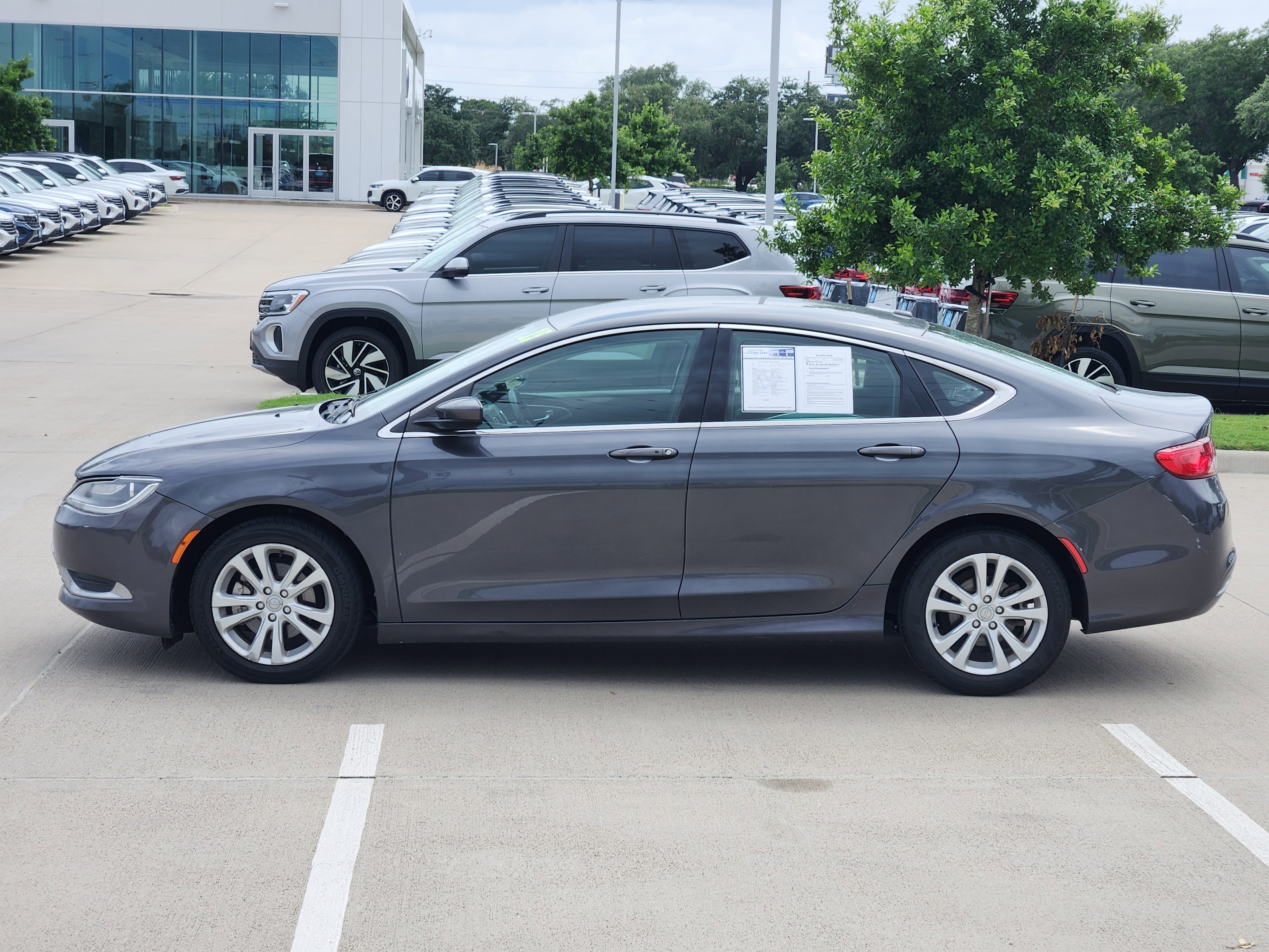 2015 Chrysler 200 Limited