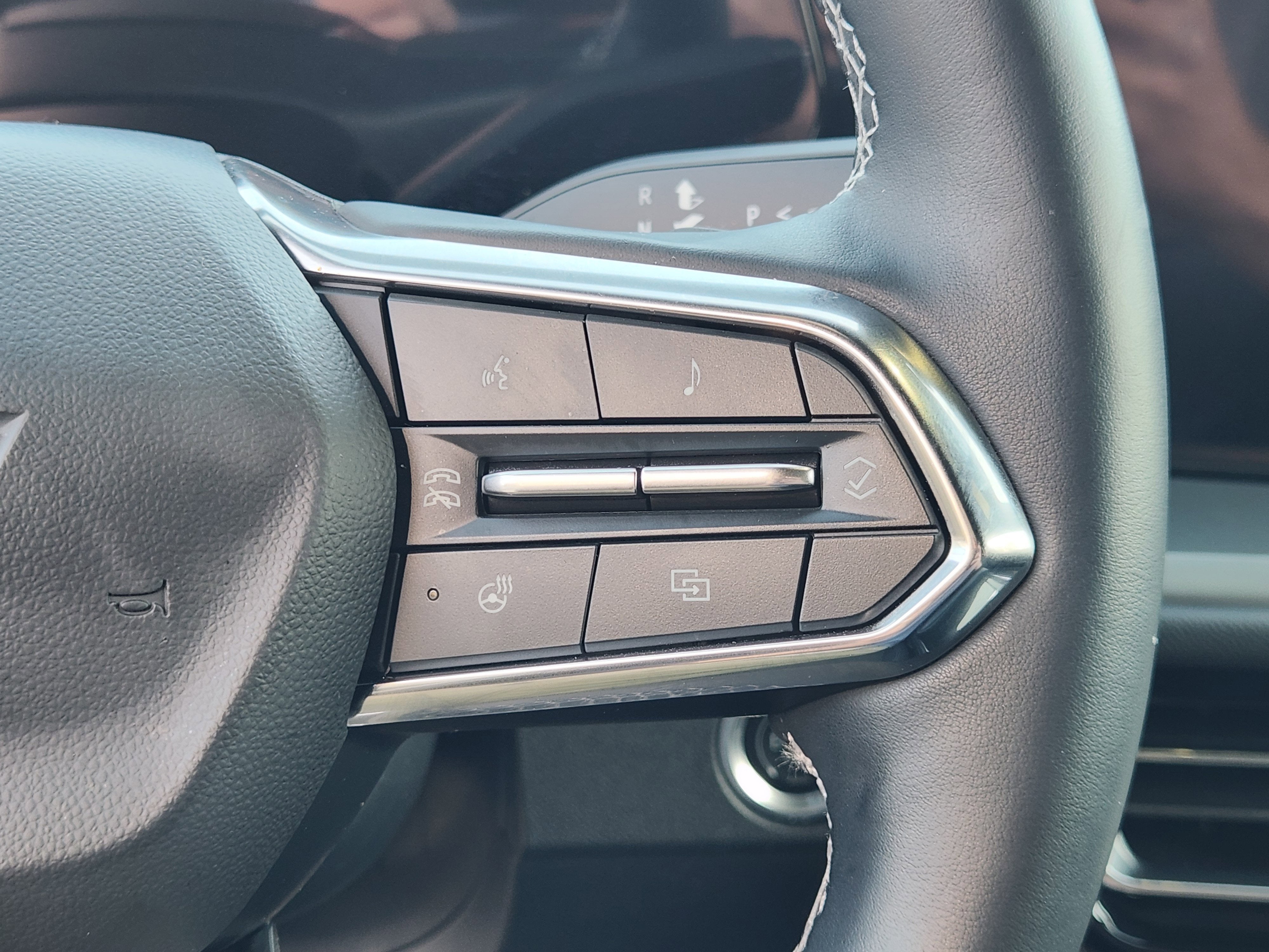 2024 Chevrolet Traverse FWD LS