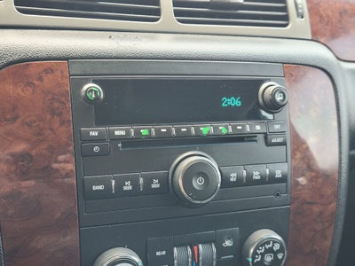 2011 Chevrolet Suburban LS