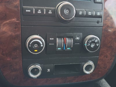 2011 Chevrolet Suburban LS