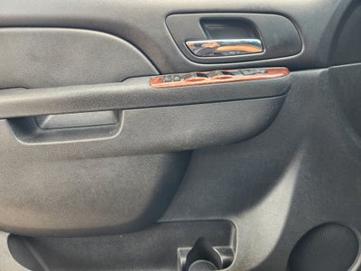 2011 Chevrolet Suburban LS