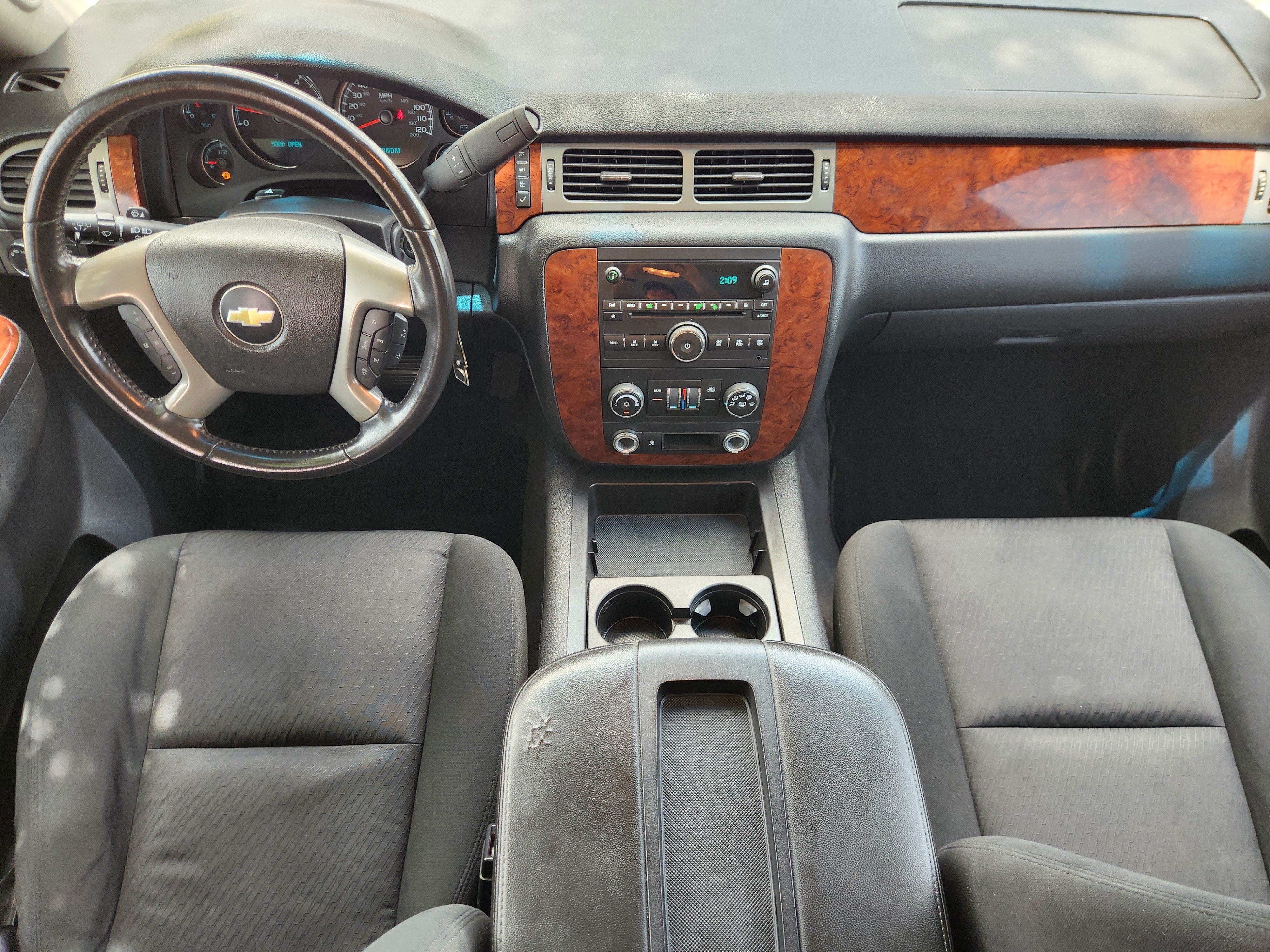 2011 Chevrolet Suburban LS