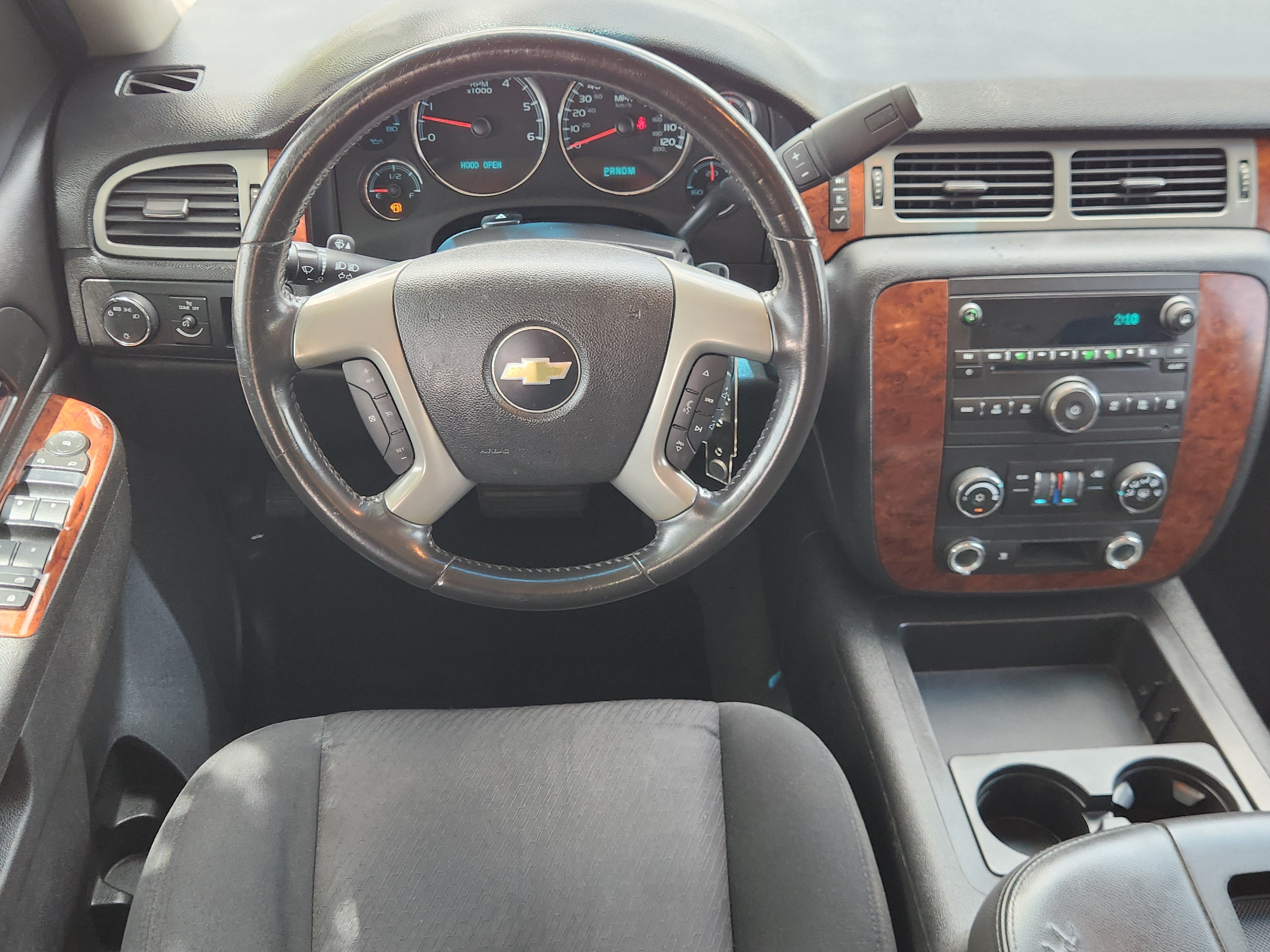 2011 Chevrolet Suburban LS