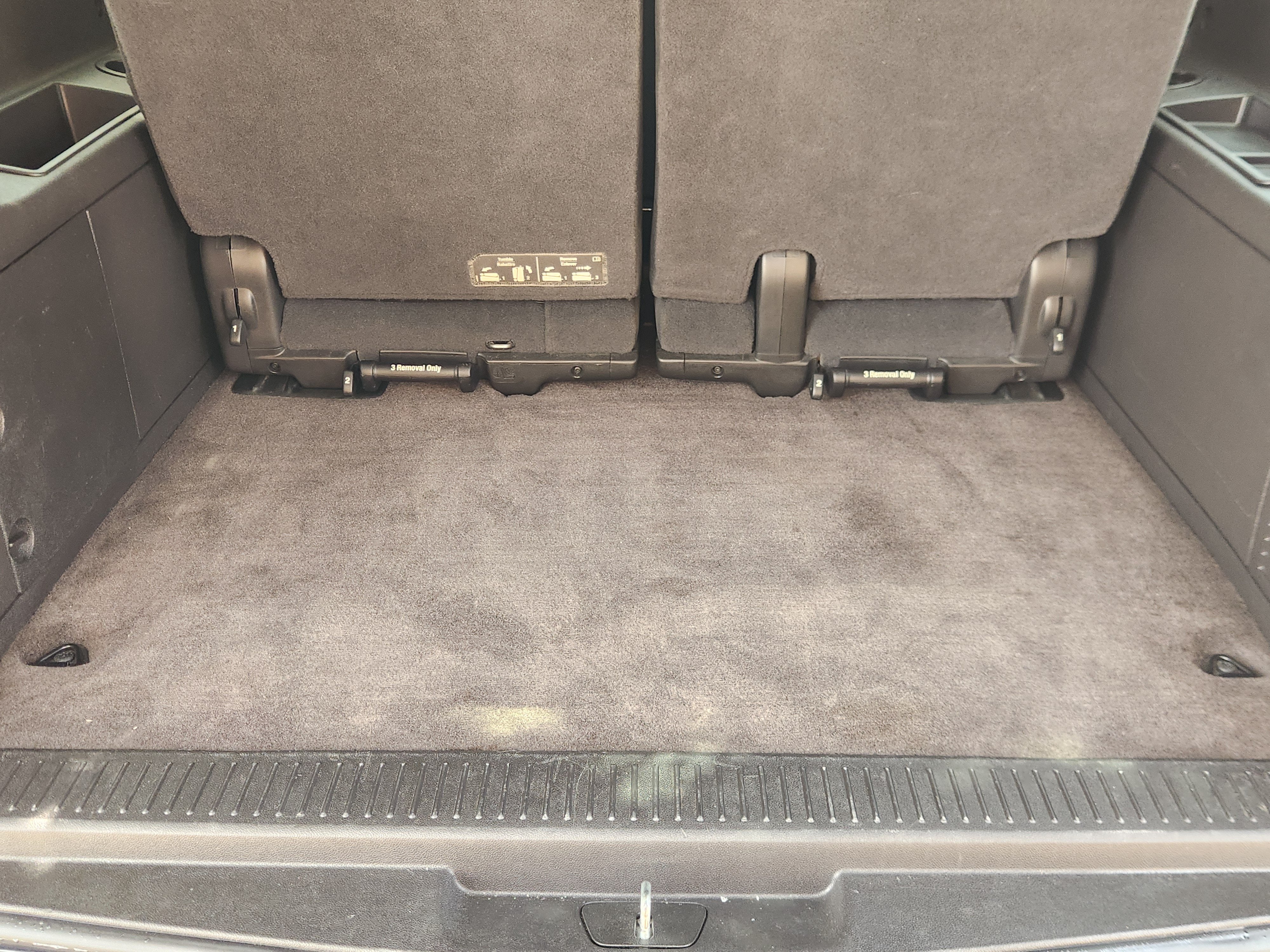 2011 Chevrolet Suburban LS