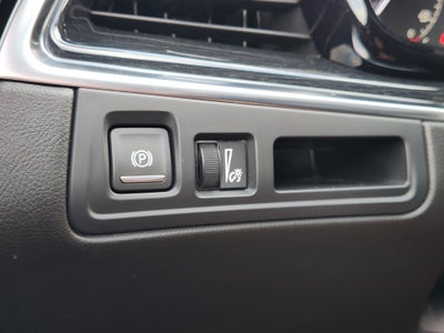 2025 Cadillac XT5 FWD Premium Luxury