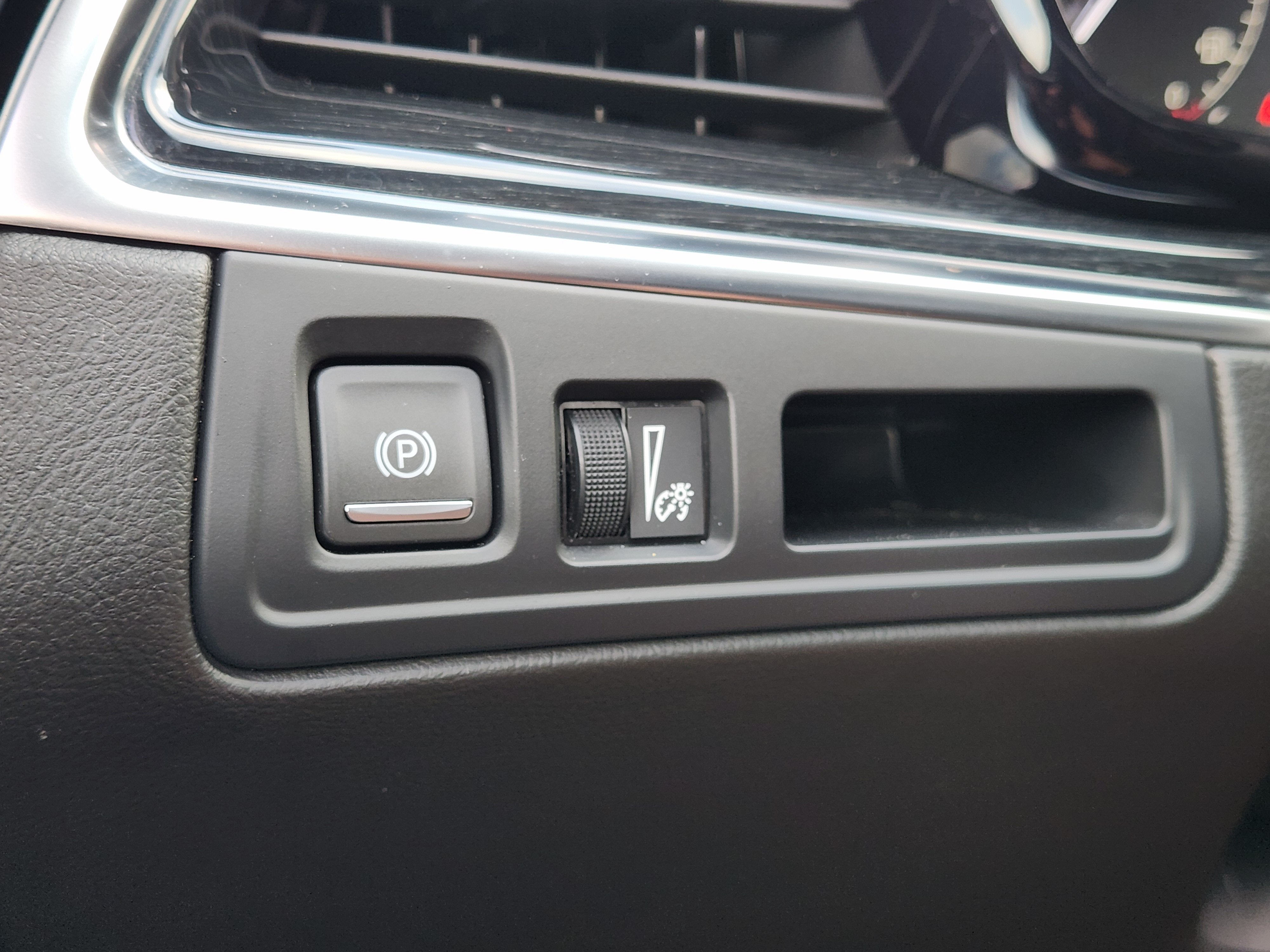 2025 Cadillac XT5 FWD Premium Luxury