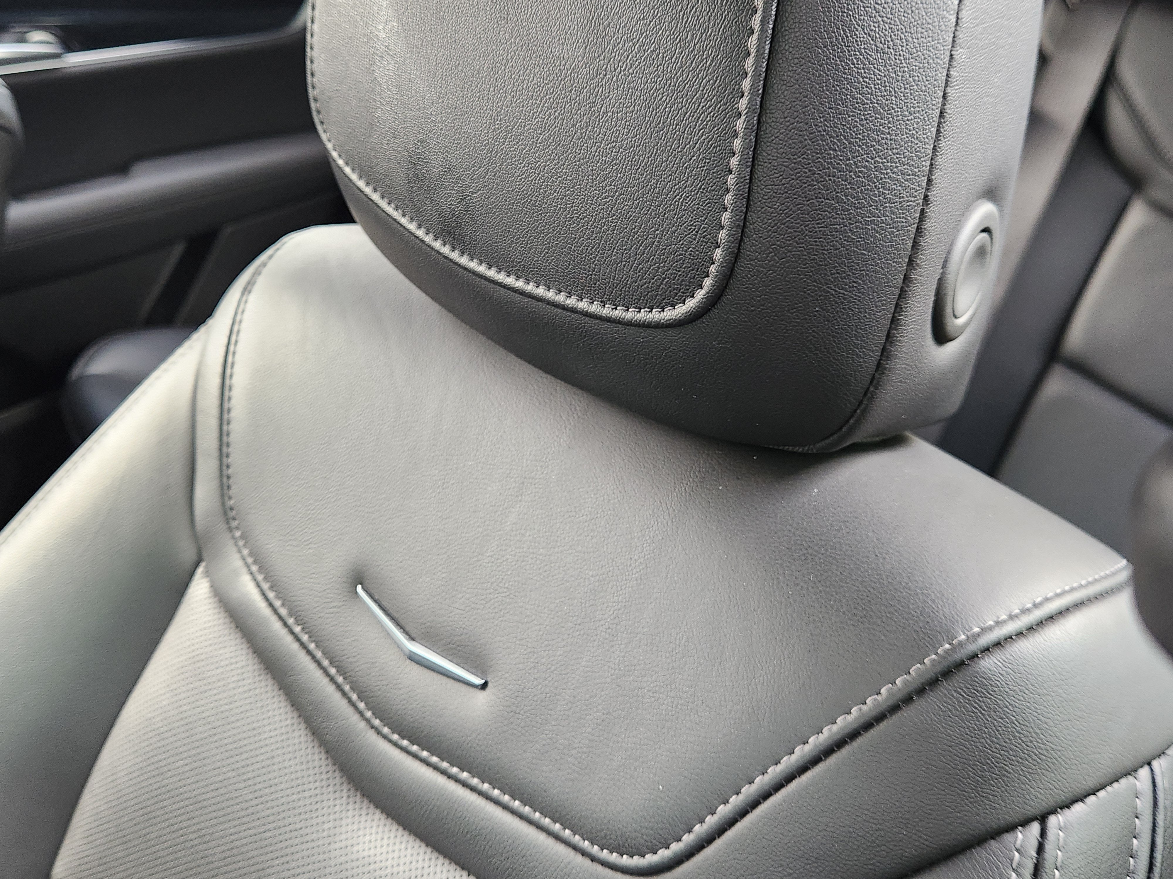2025 Cadillac XT5 FWD Premium Luxury