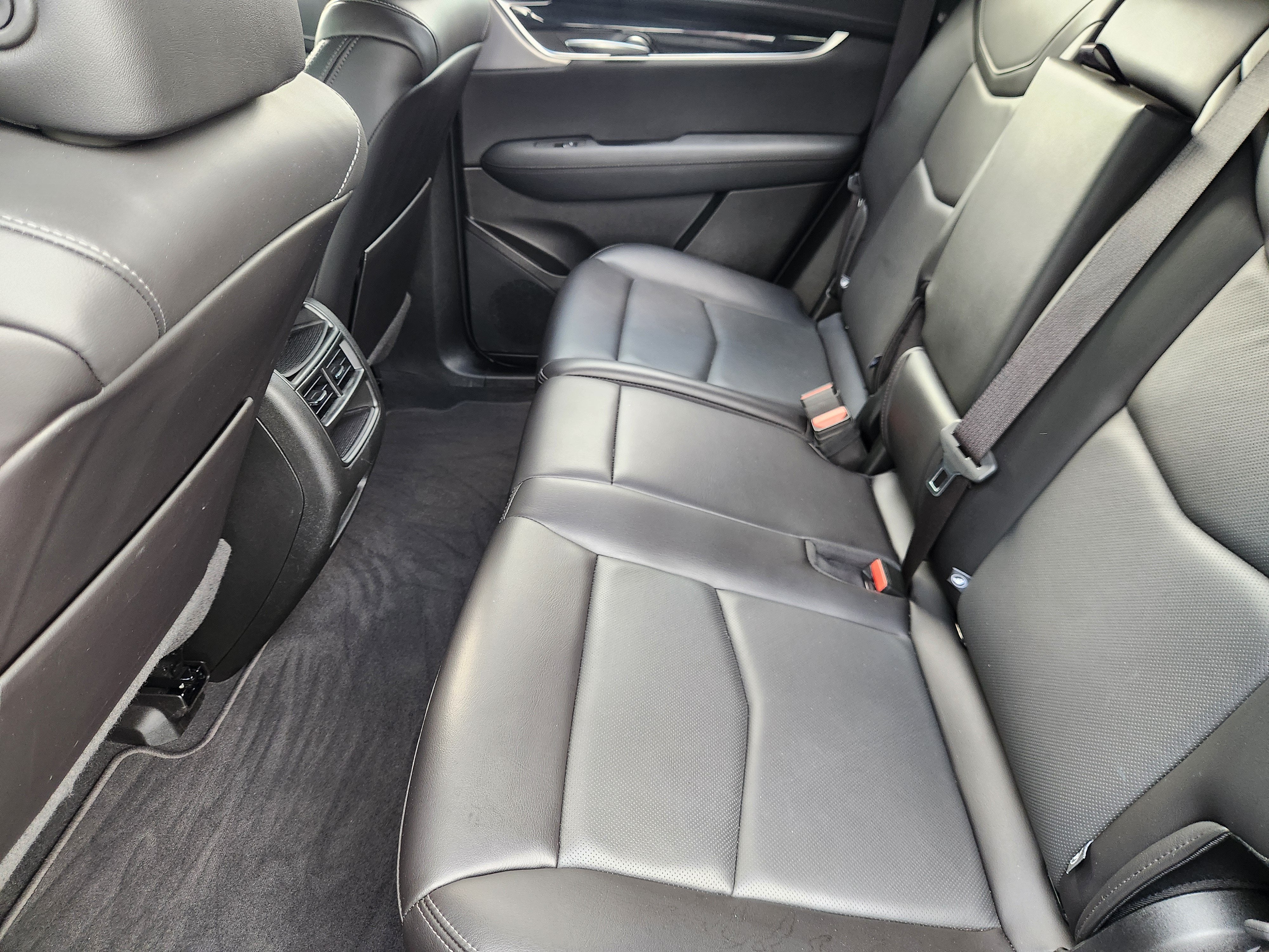 2025 Cadillac XT5 FWD Premium Luxury