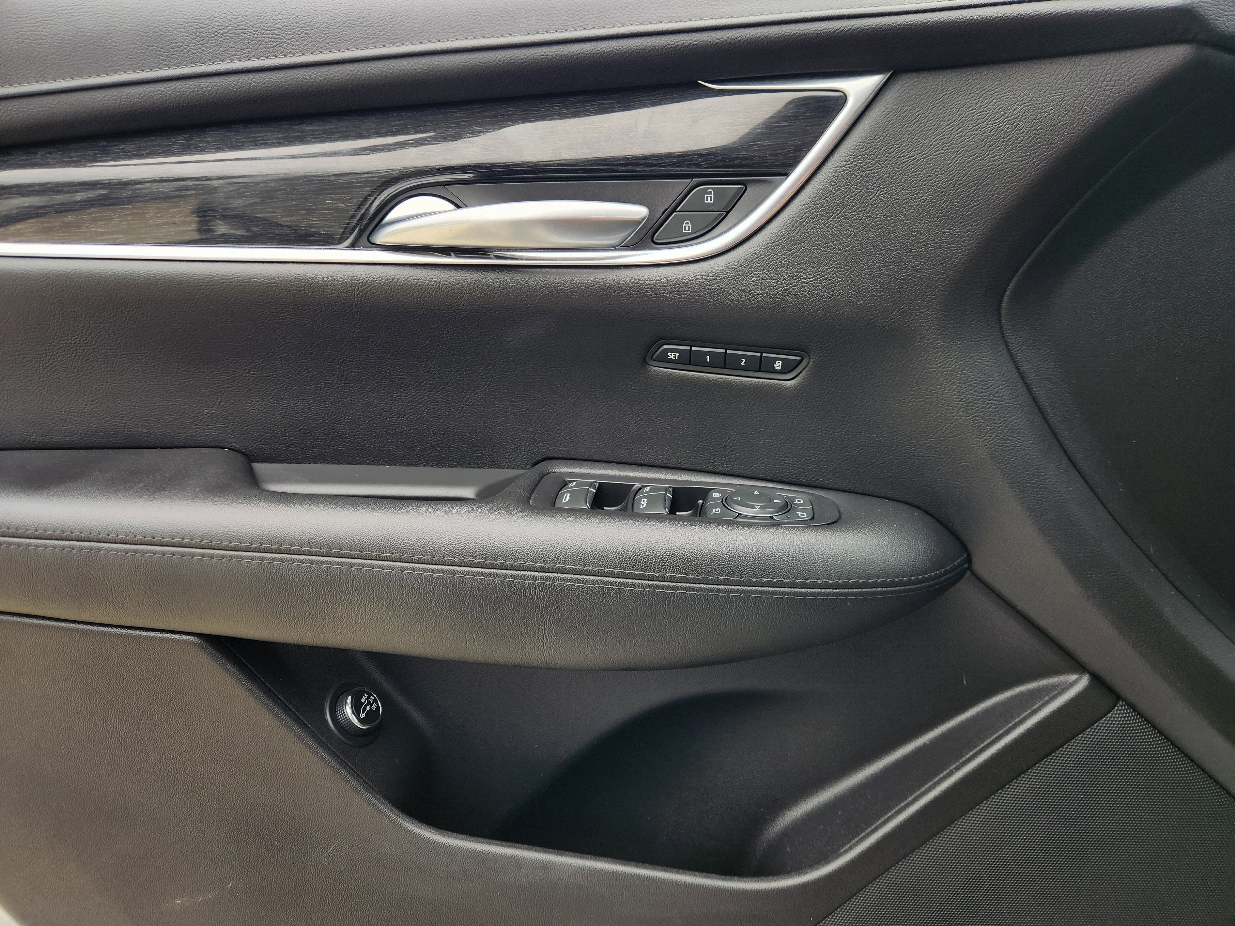 2020 Cadillac XT5 Premium Luxury FWD