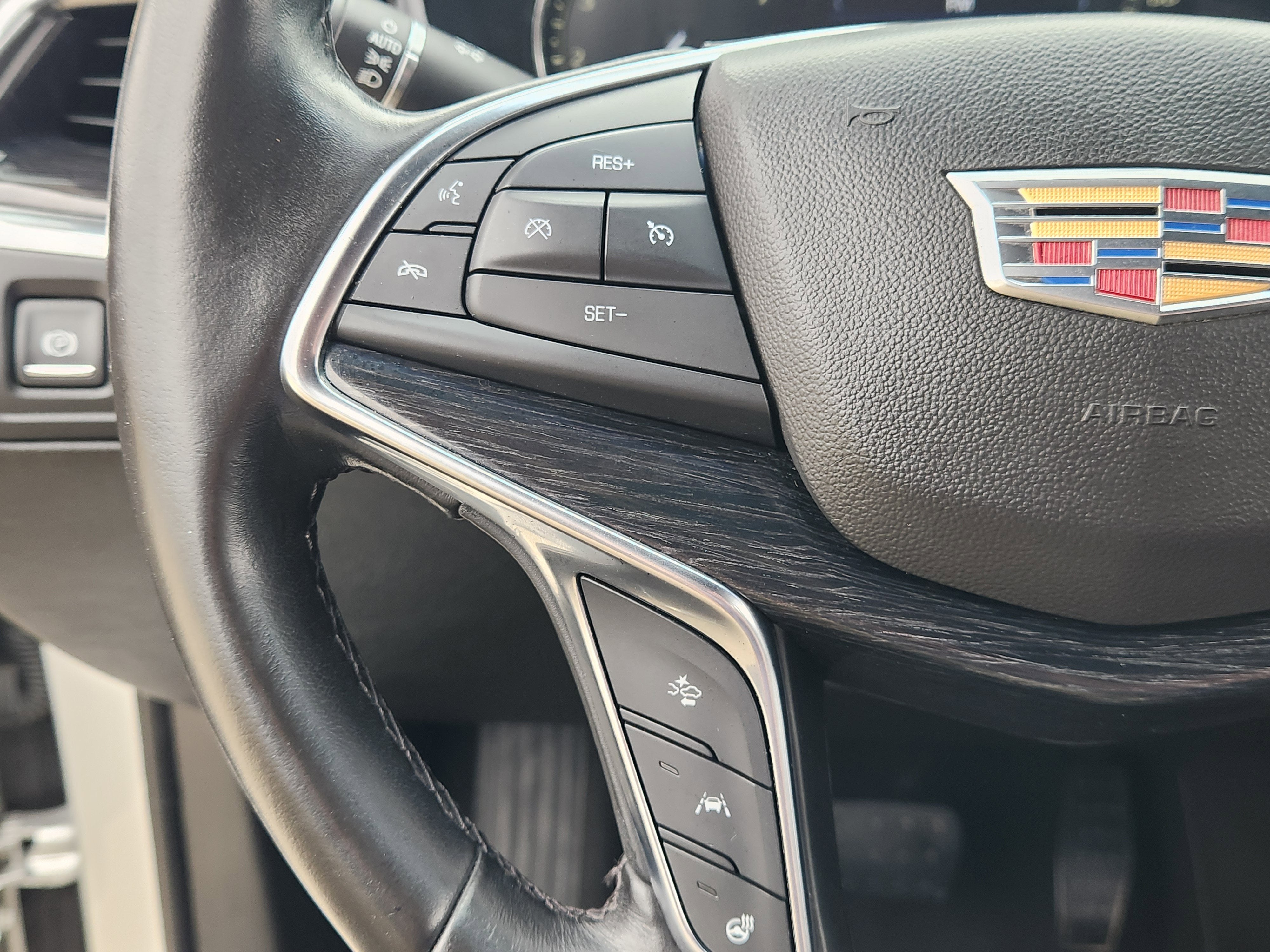 2020 Cadillac XT5 Premium Luxury FWD