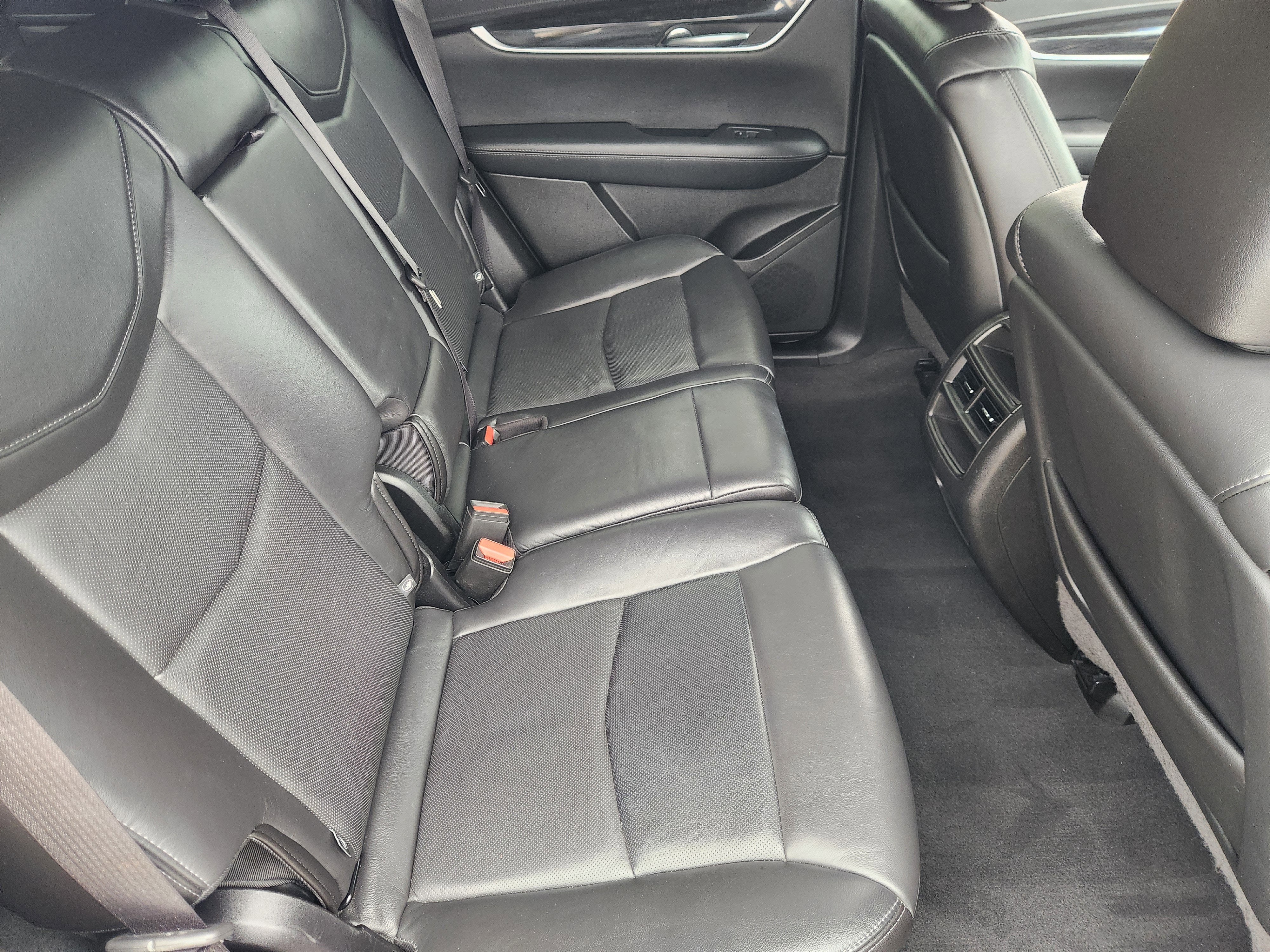 2020 Cadillac XT5 Premium Luxury FWD