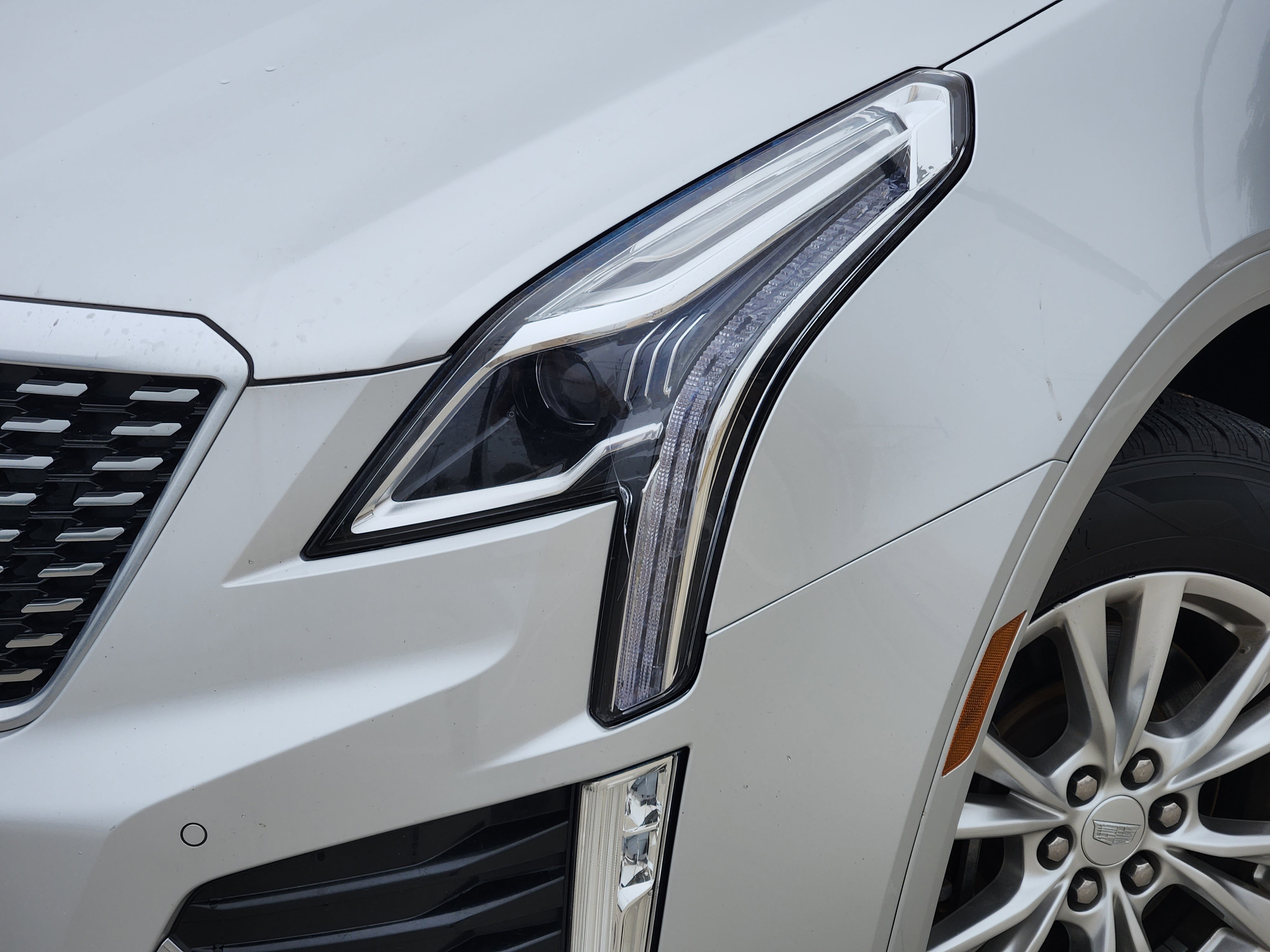 2020 Cadillac XT5 Premium Luxury FWD