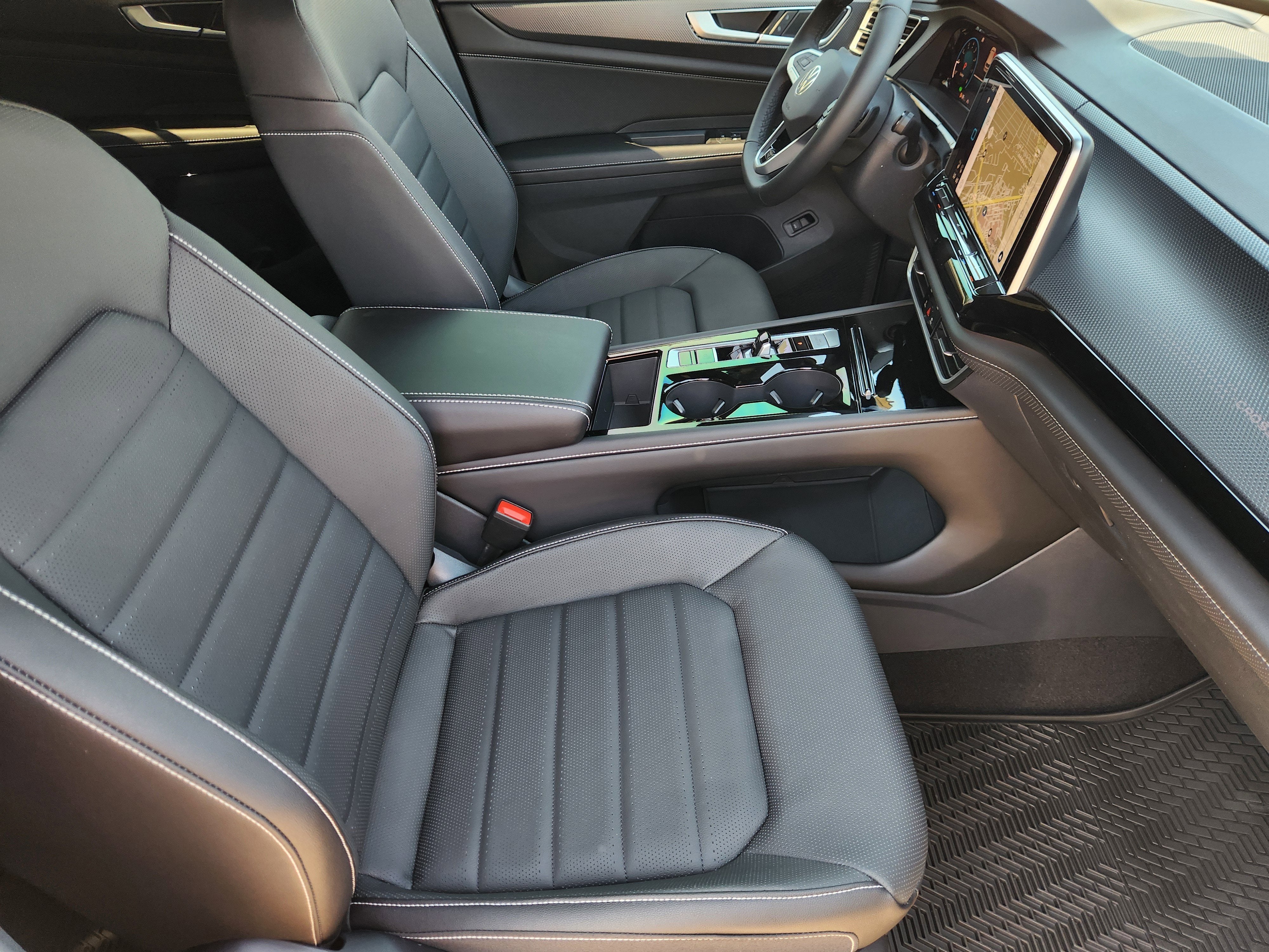 2026 Volkswagen Atlas Cross Sport 2.0T SEL R-Line Black