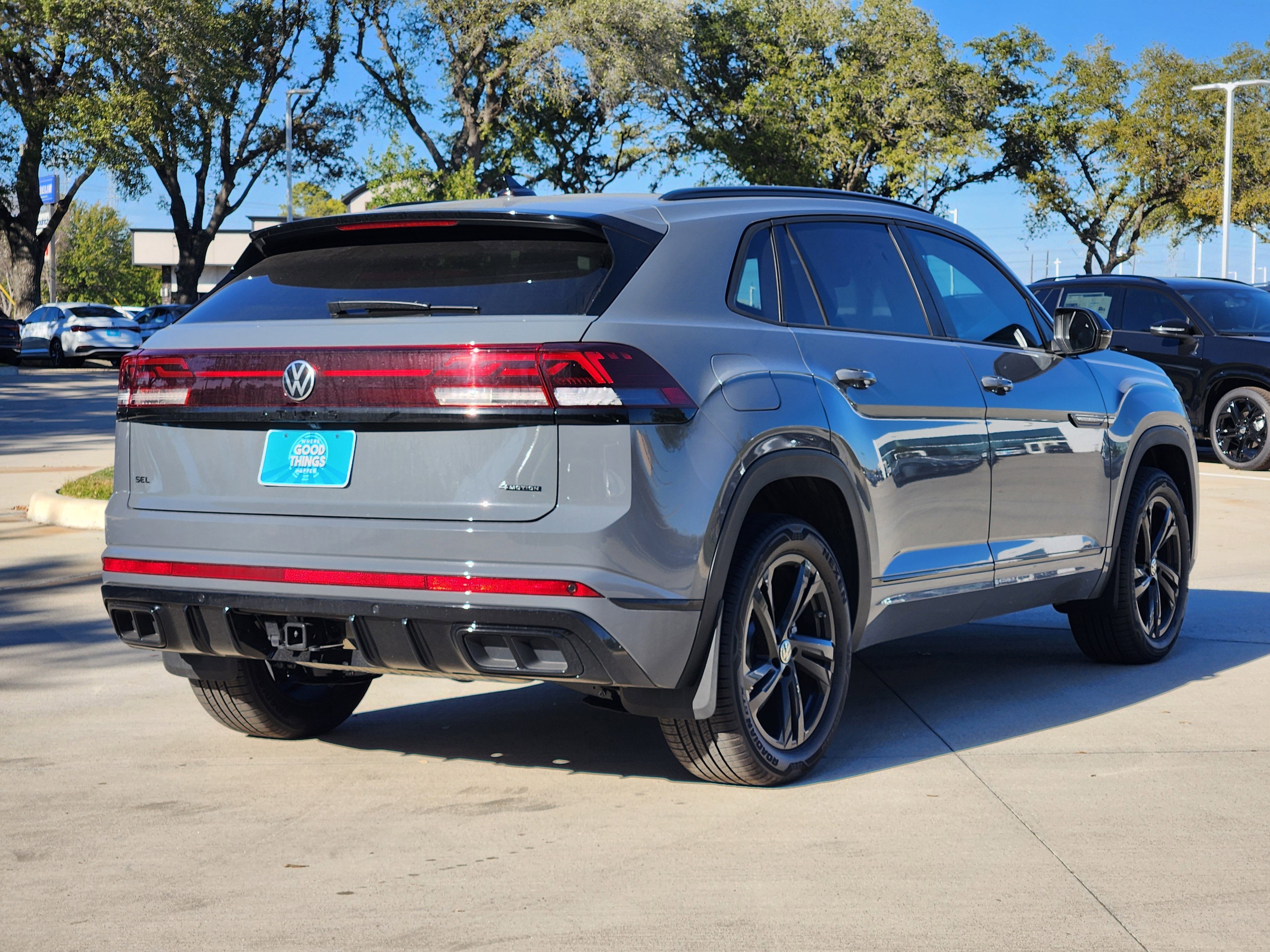 2026 Volkswagen Atlas Cross Sport 2.0T SEL R-Line Black