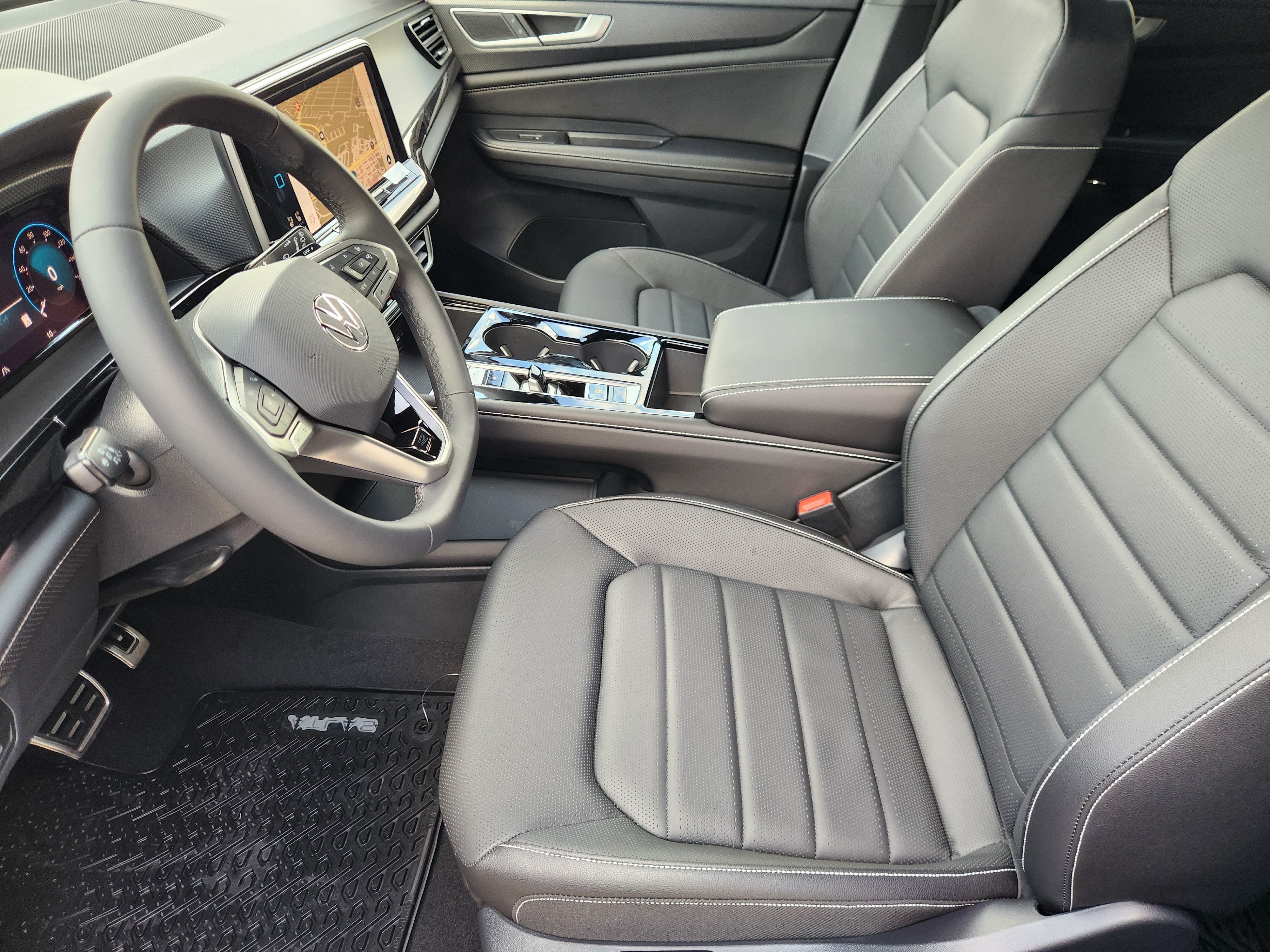 2026 Volkswagen Atlas Cross Sport 2.0T SEL R-Line Black