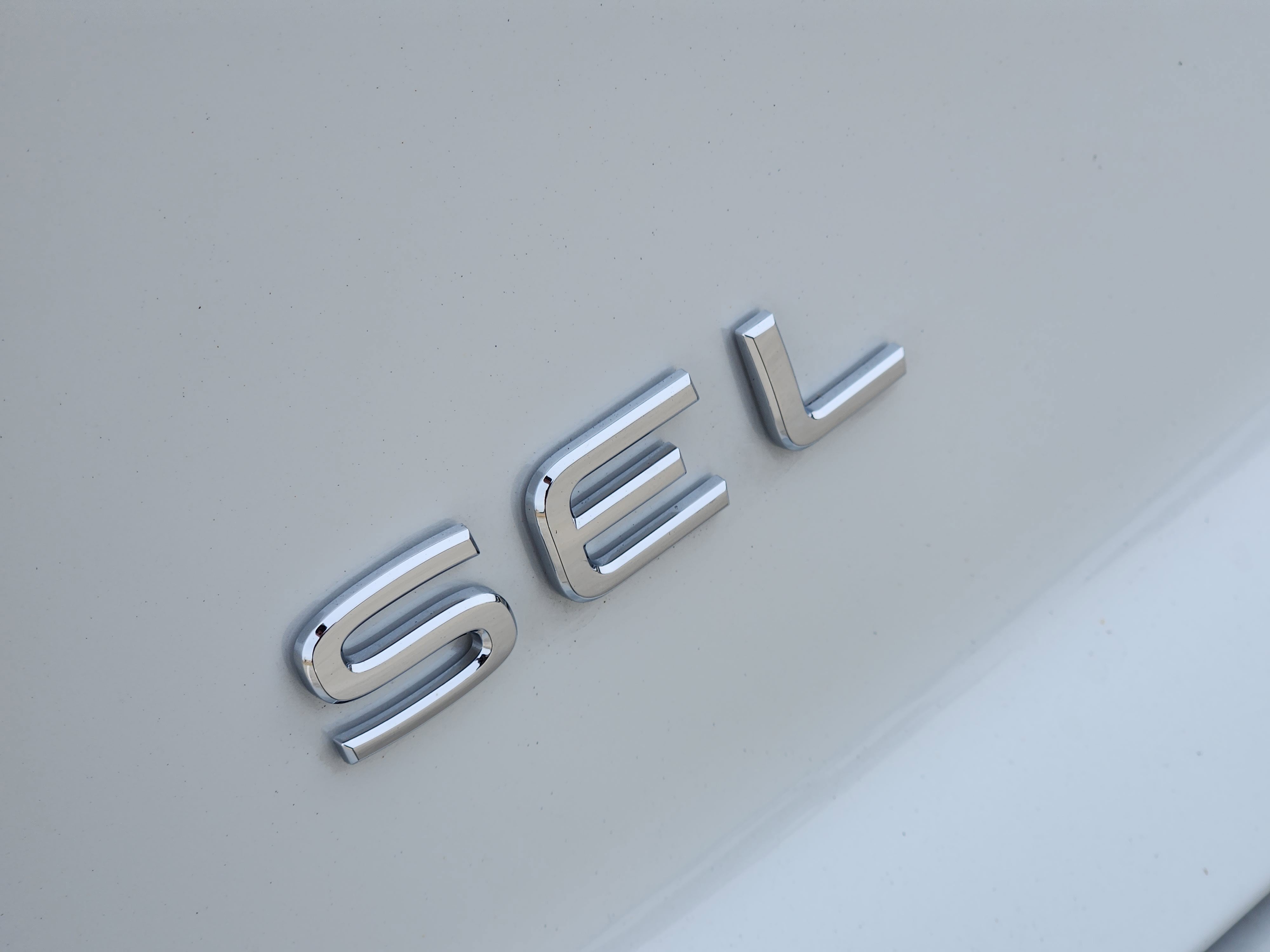 2026 Volkswagen Atlas Cross Sport 2.0T SEL