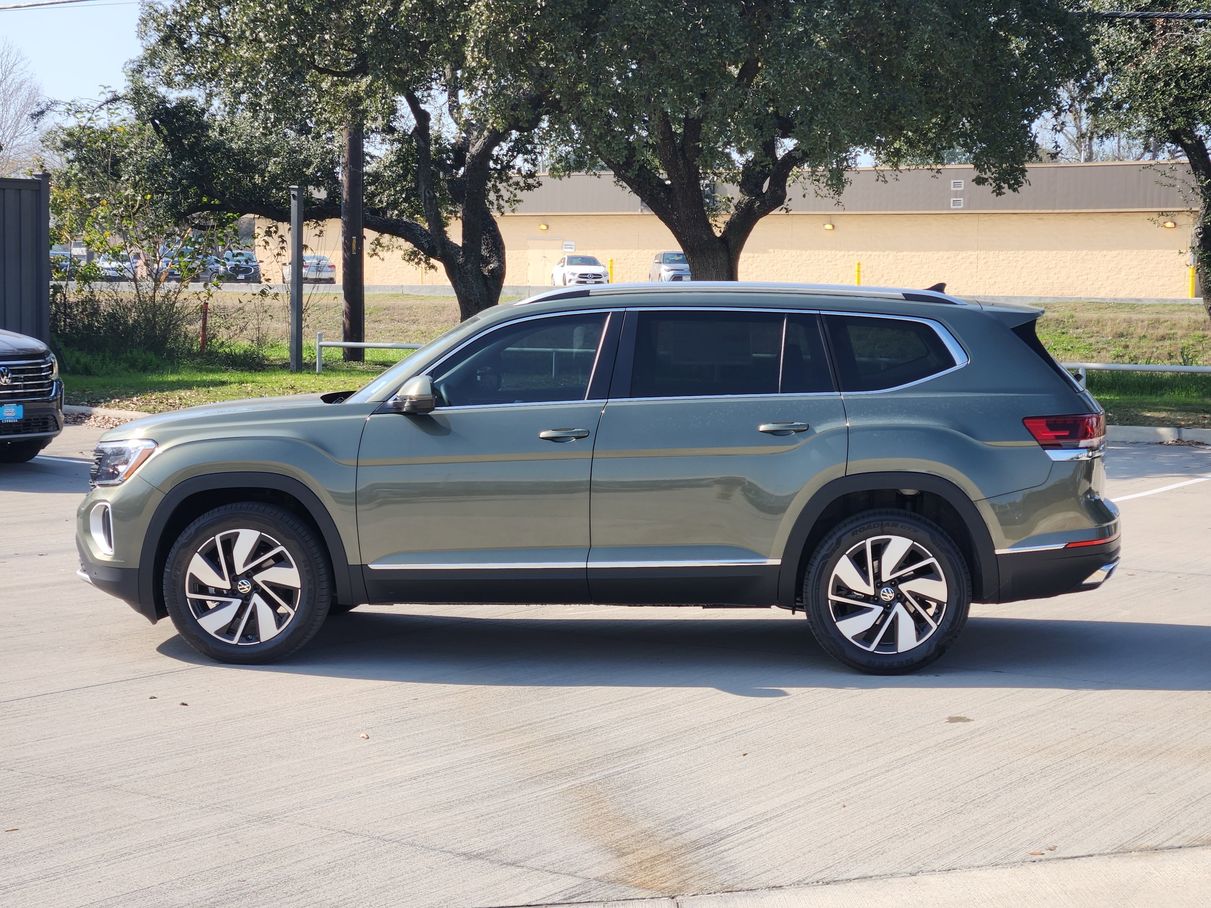 2026 Volkswagen Atlas 2.0T SEL