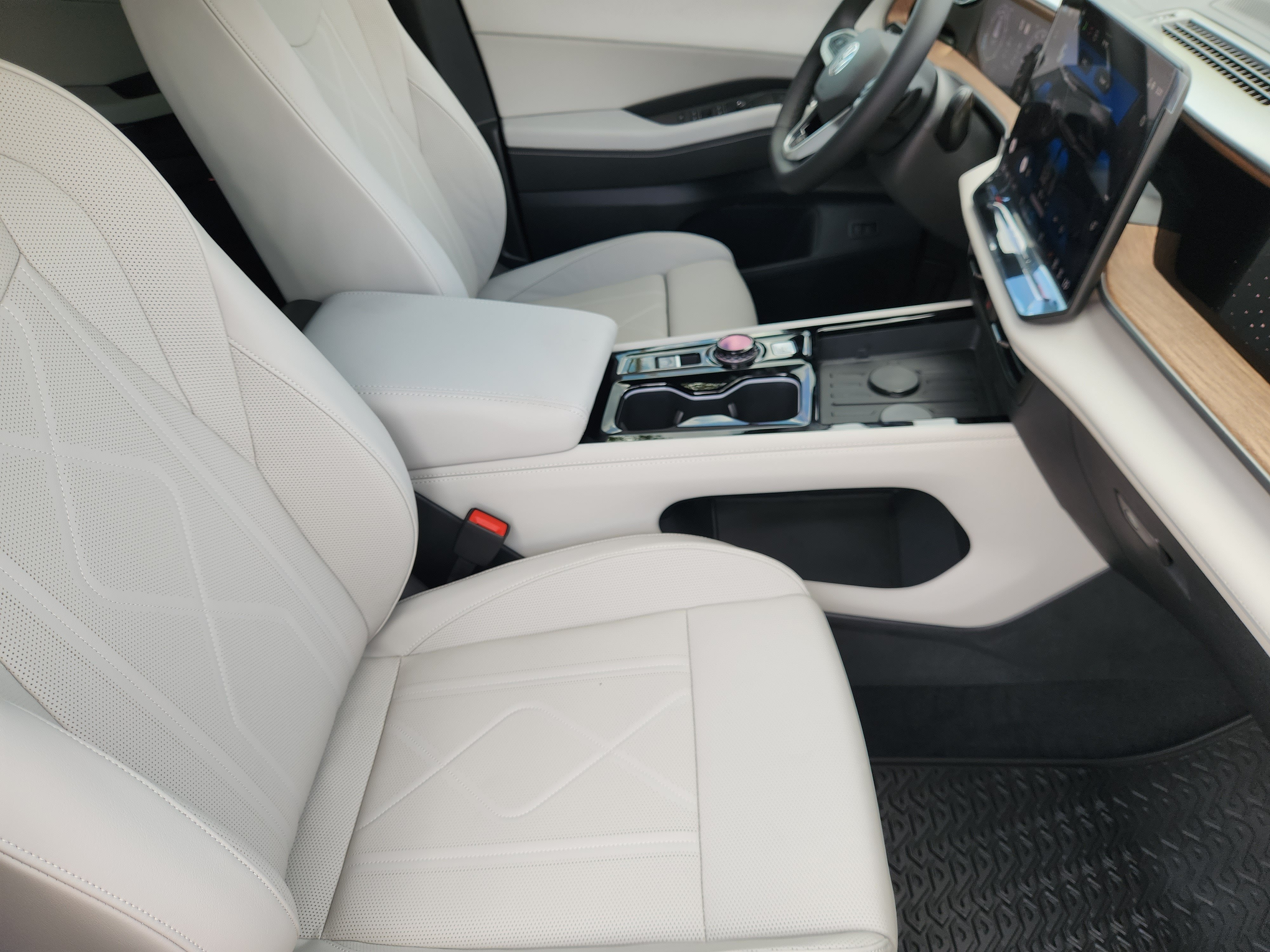 2027 Volkswagen Atlas SEL R-Line