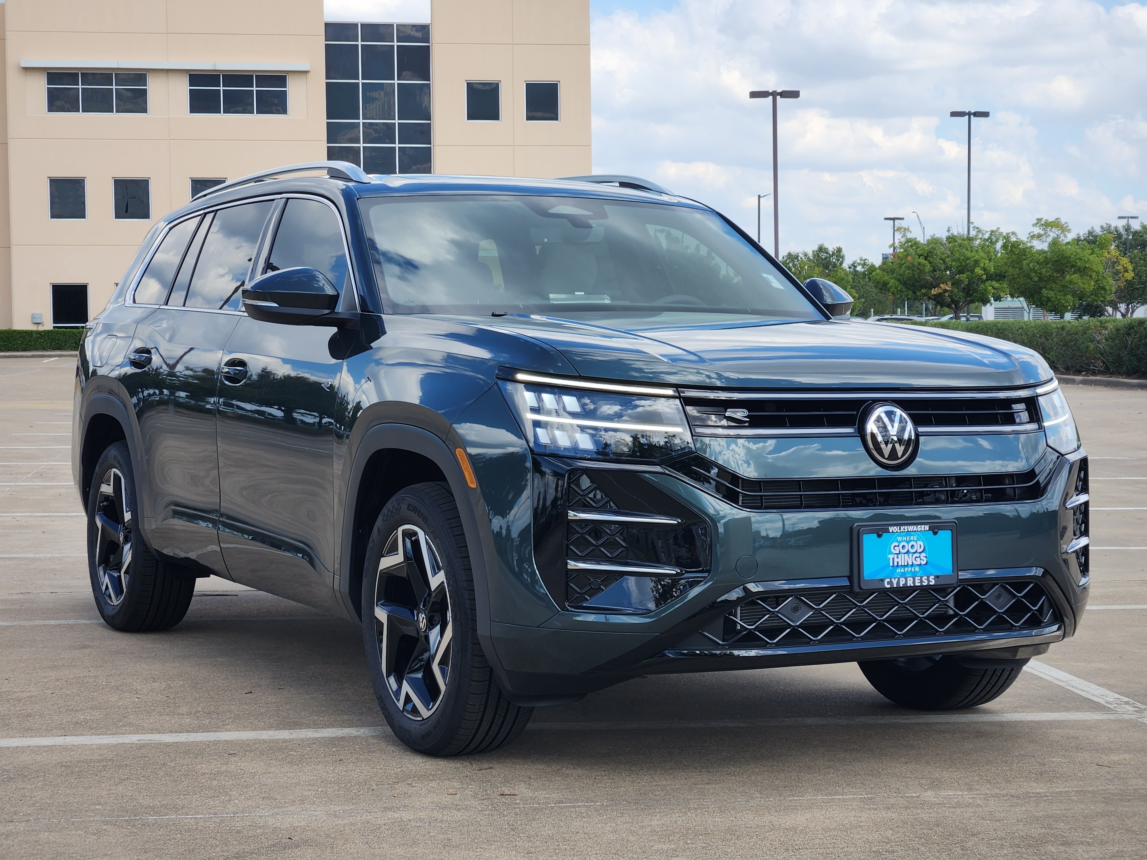 2027 Volkswagen Atlas SEL R-Line