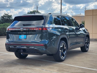 2027 Volkswagen Atlas SEL R-Line