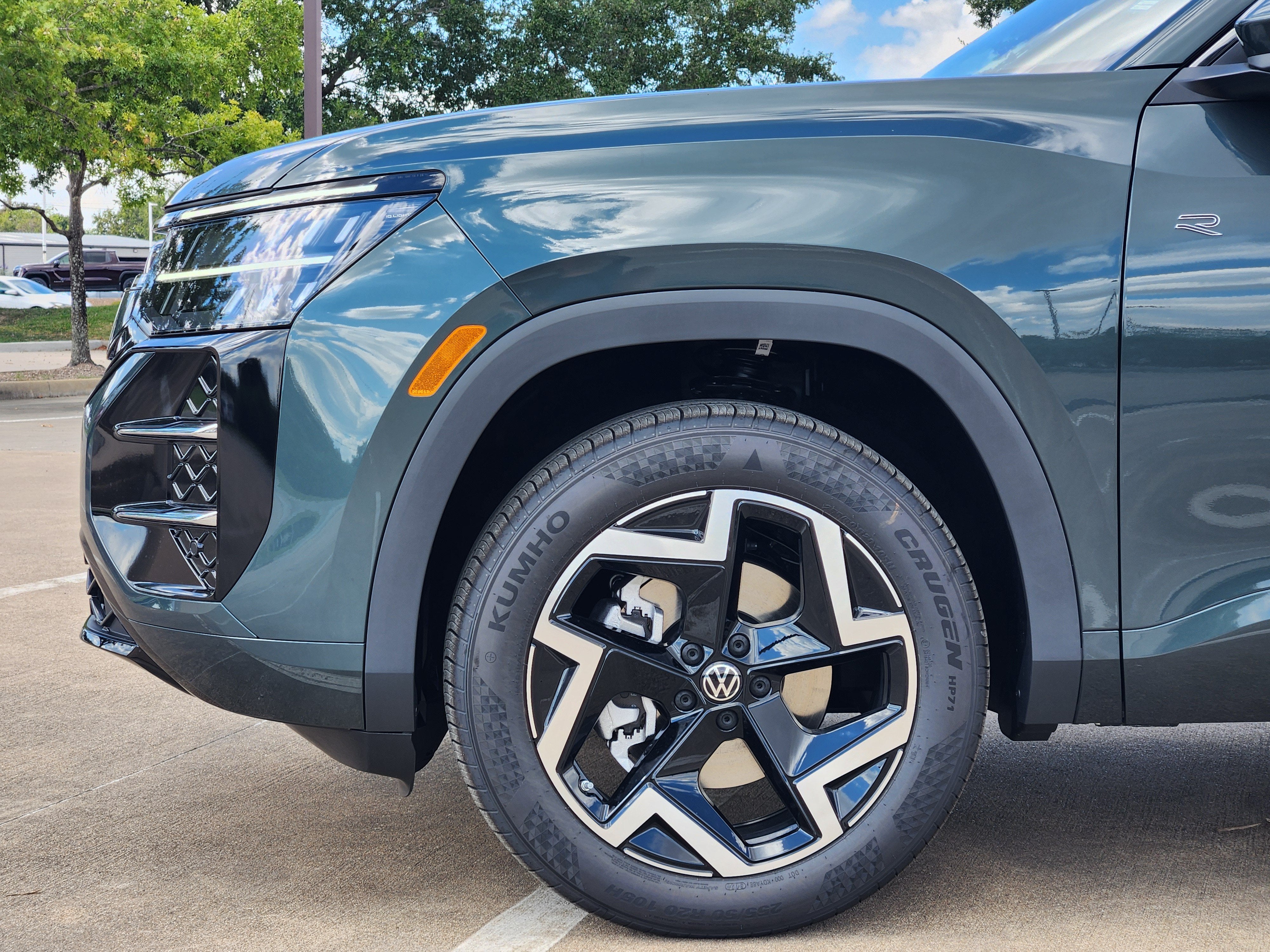 2027 Volkswagen Atlas SEL R-Line