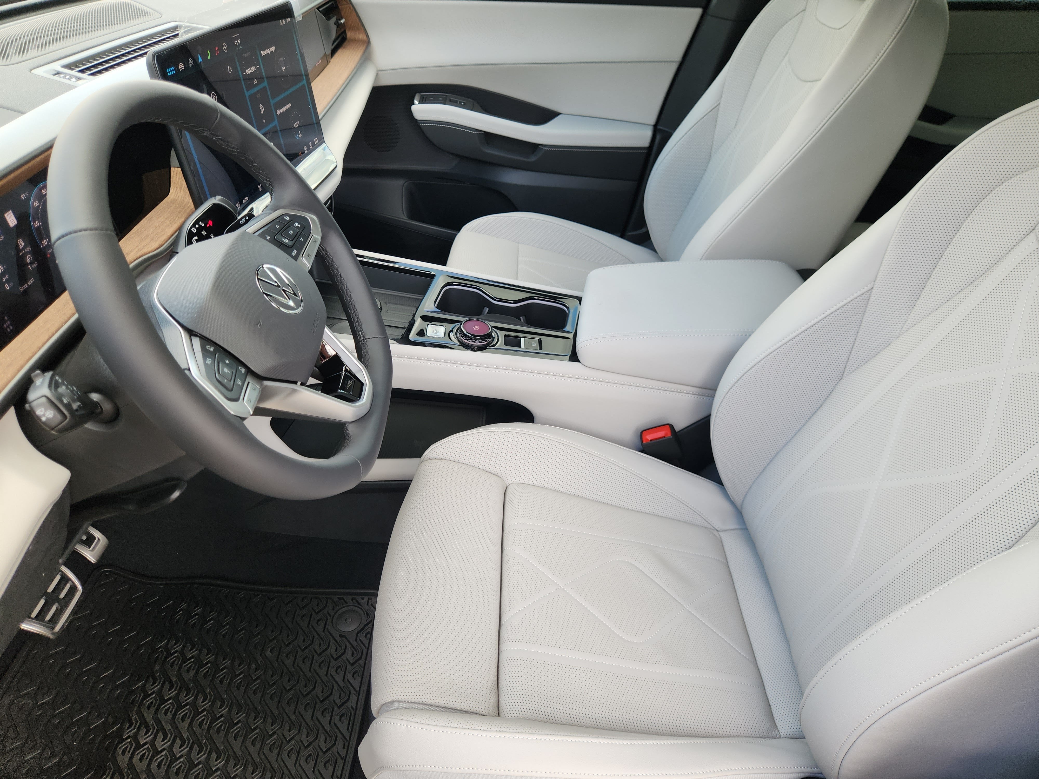 2027 Volkswagen Atlas SEL R-Line