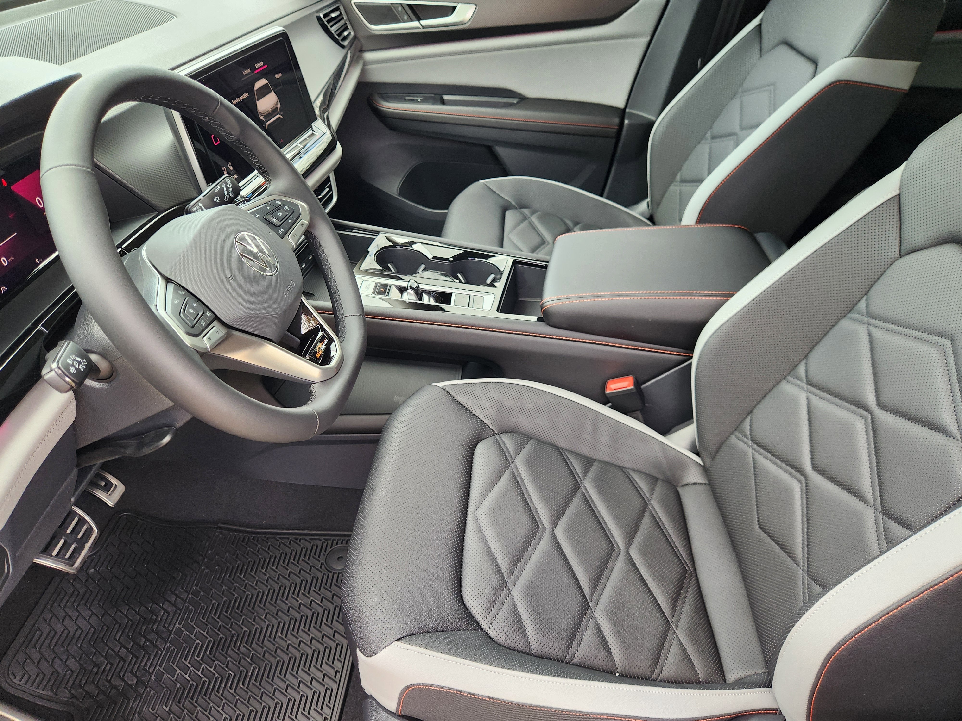 2026 Volkswagen Atlas 2.0T Peak Edition