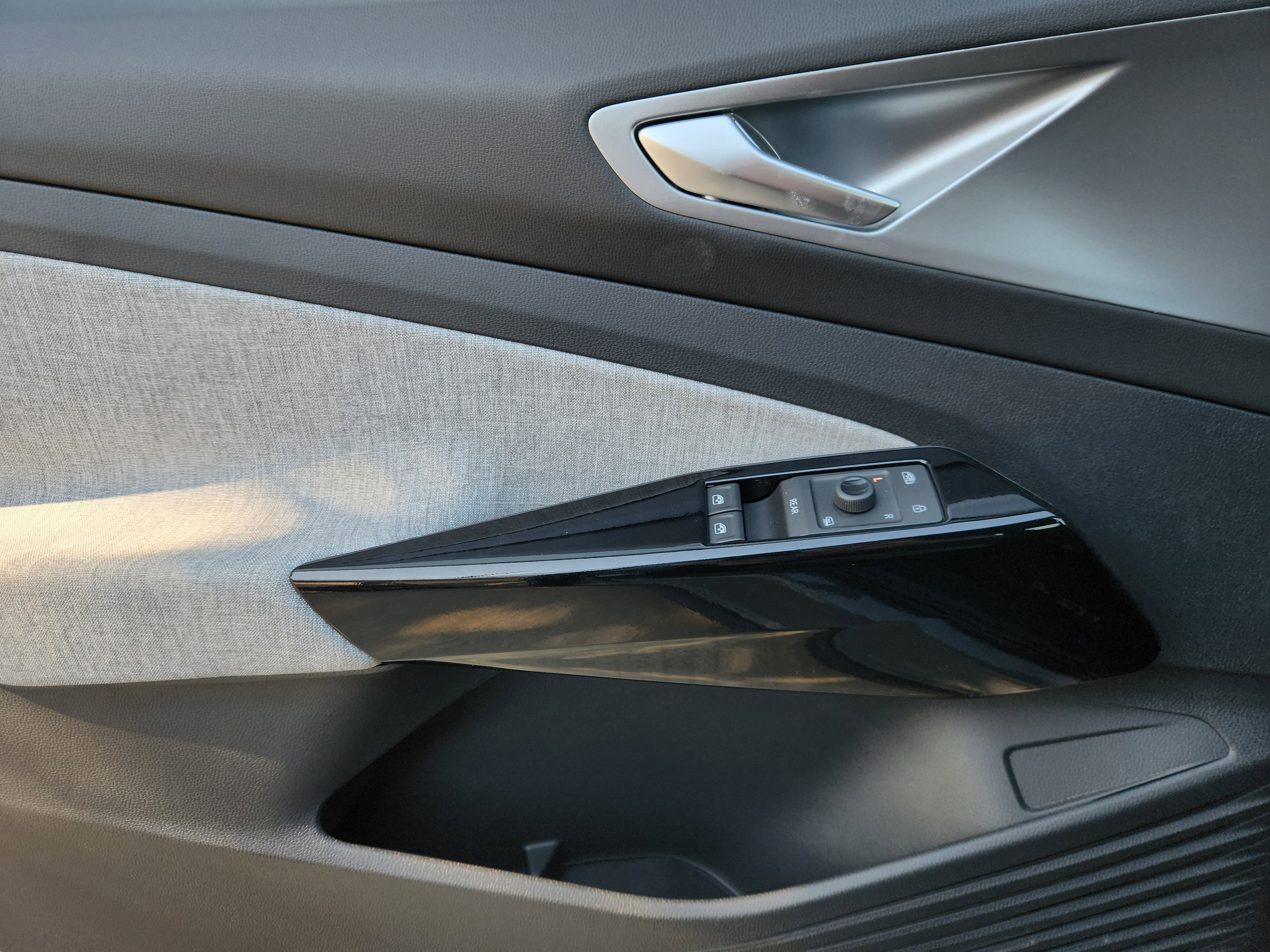 2026 Volkswagen ID.4 Pro