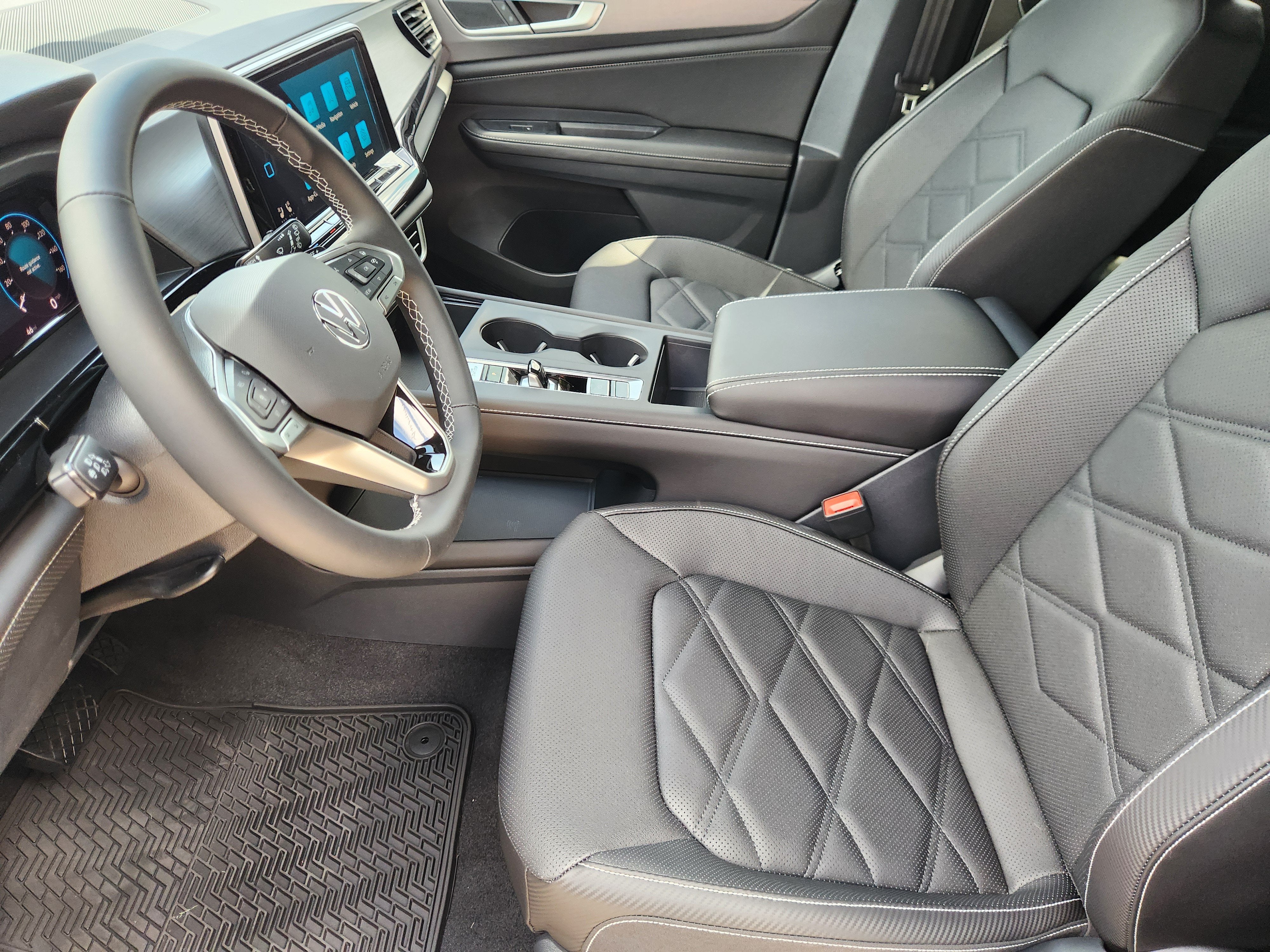 2026 Volkswagen Atlas Cross Sport 2.0T SE