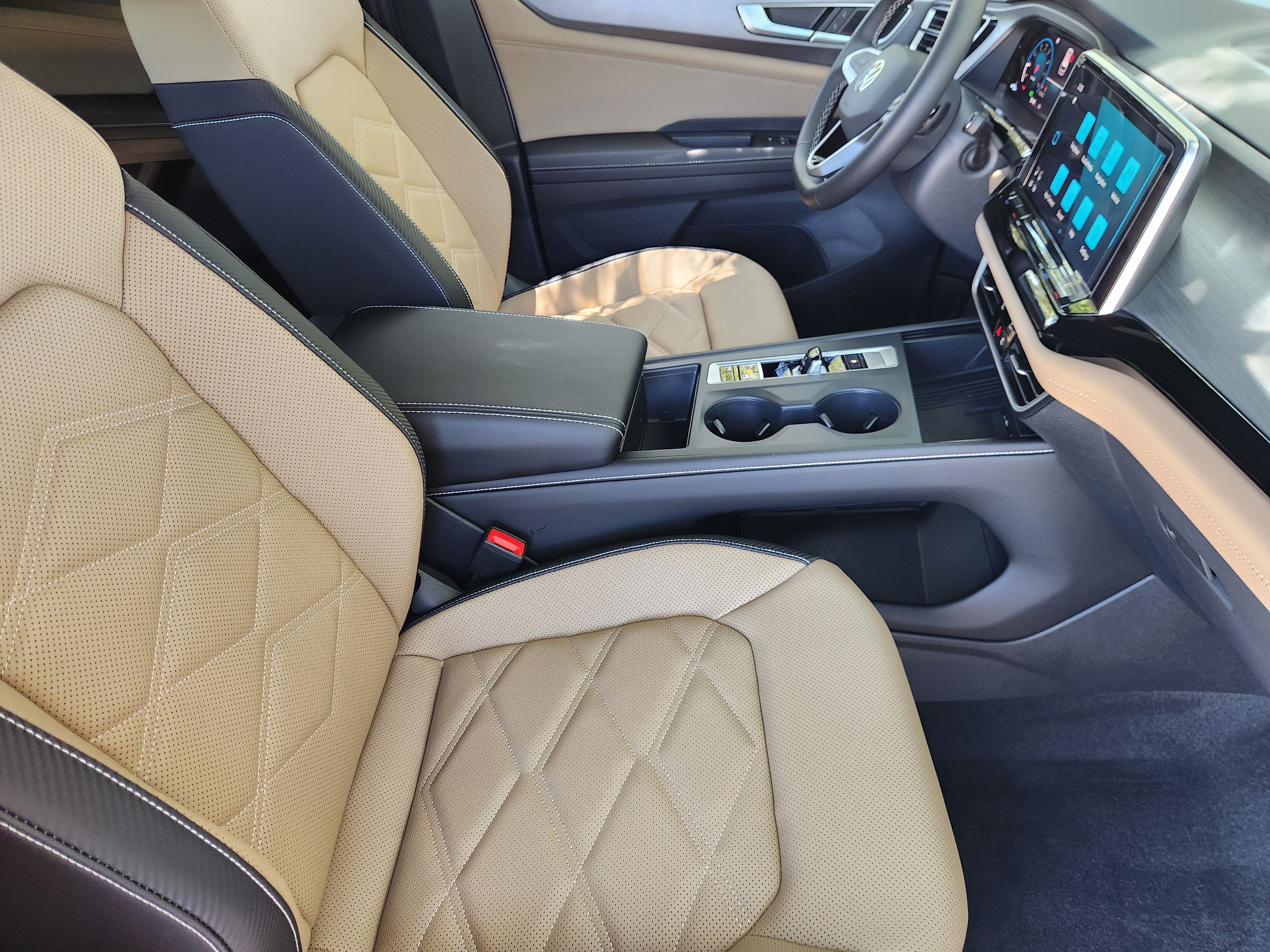2026 Volkswagen Atlas Cross Sport 2.0T SE