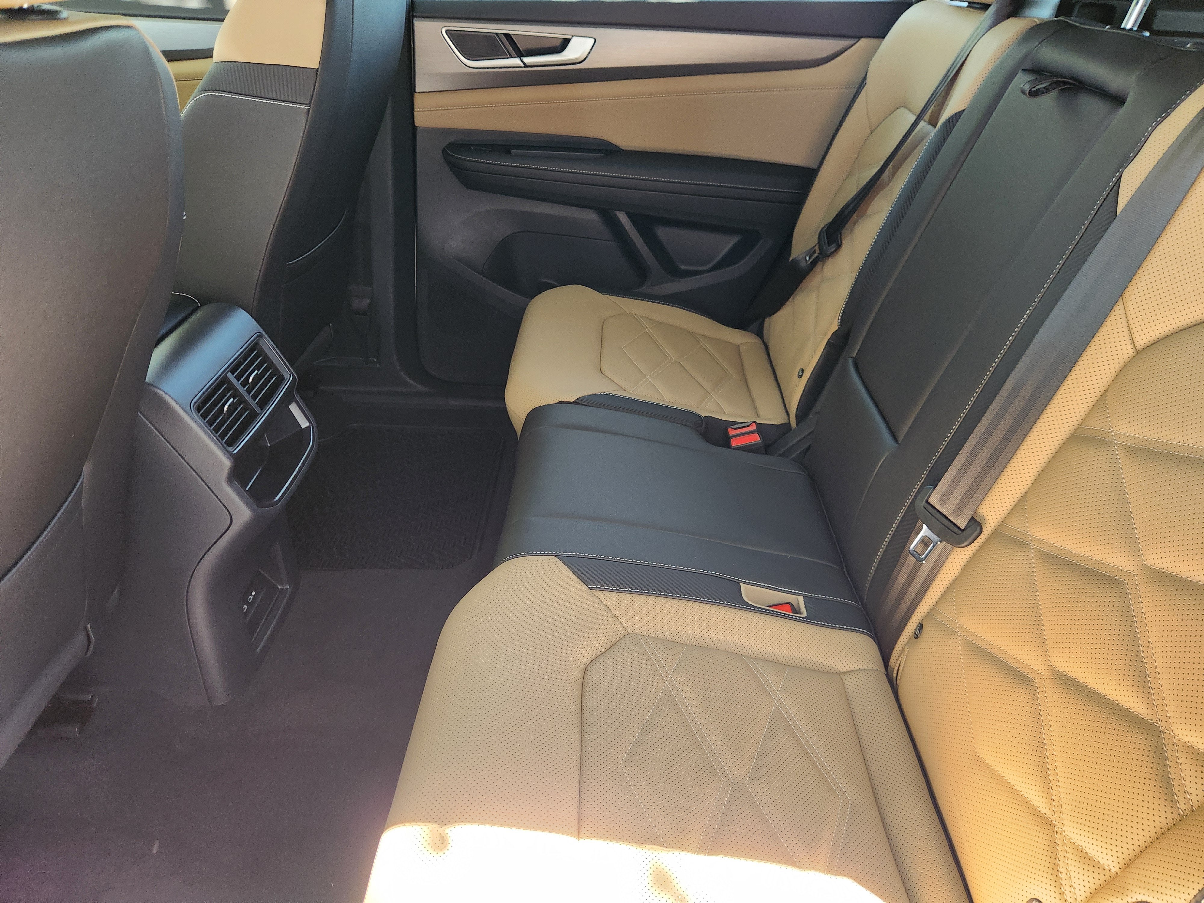 2026 Volkswagen Atlas Cross Sport 2.0T SE