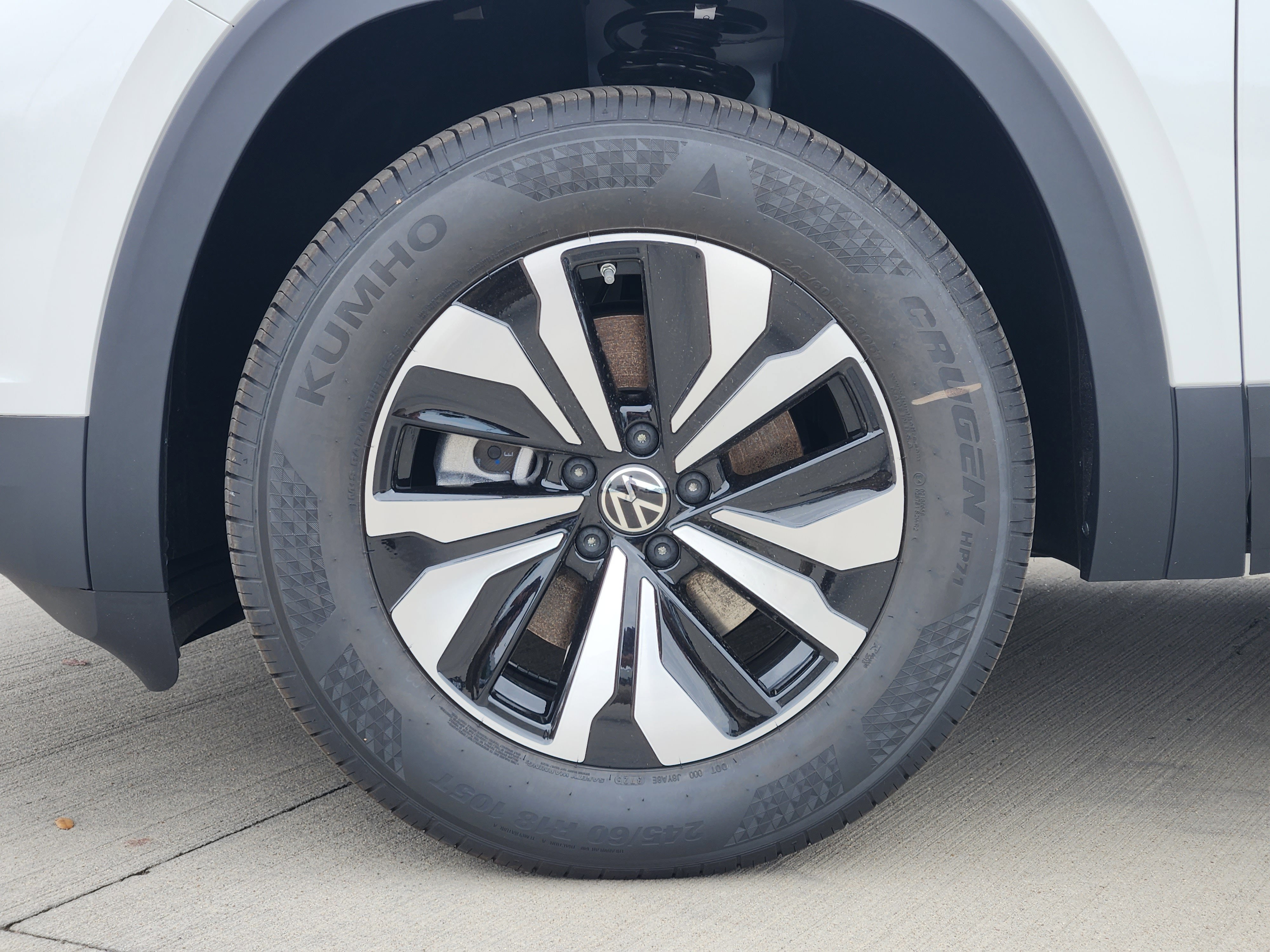 2026 Volkswagen Atlas Cross Sport 2.0T SE