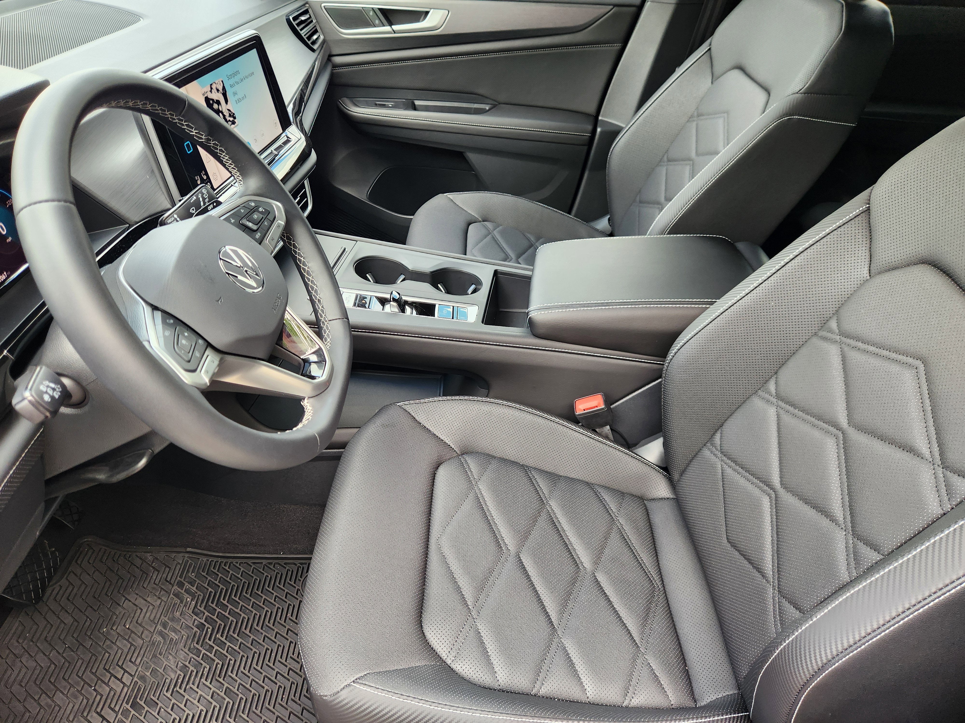 2026 Volkswagen Atlas Cross Sport Base