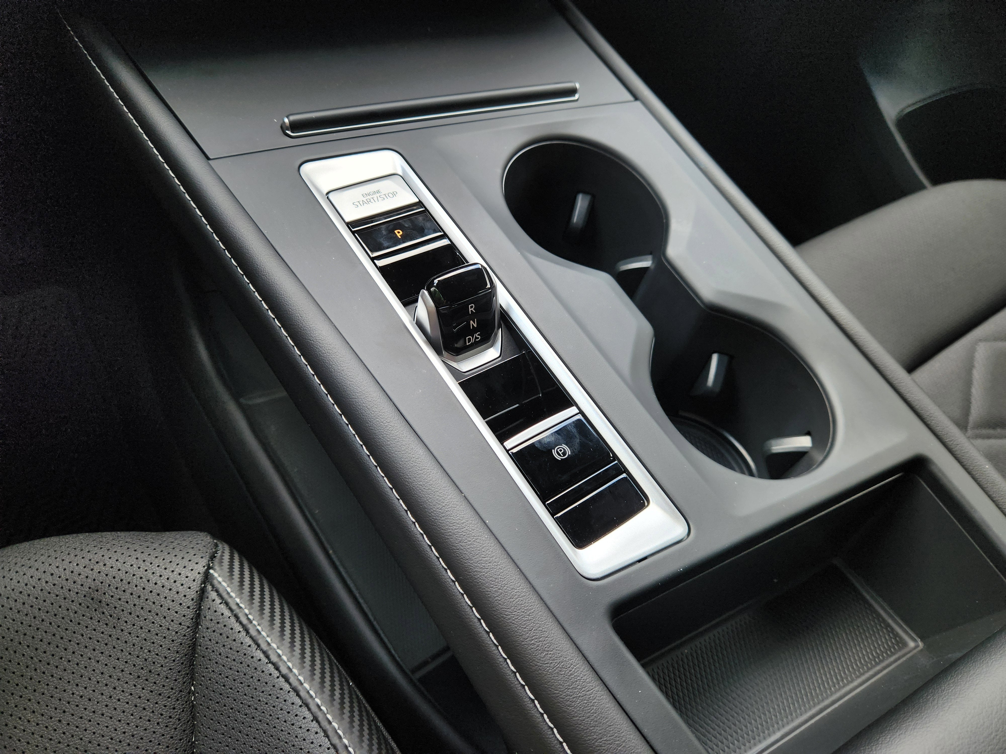 2026 Volkswagen Atlas Cross Sport Base