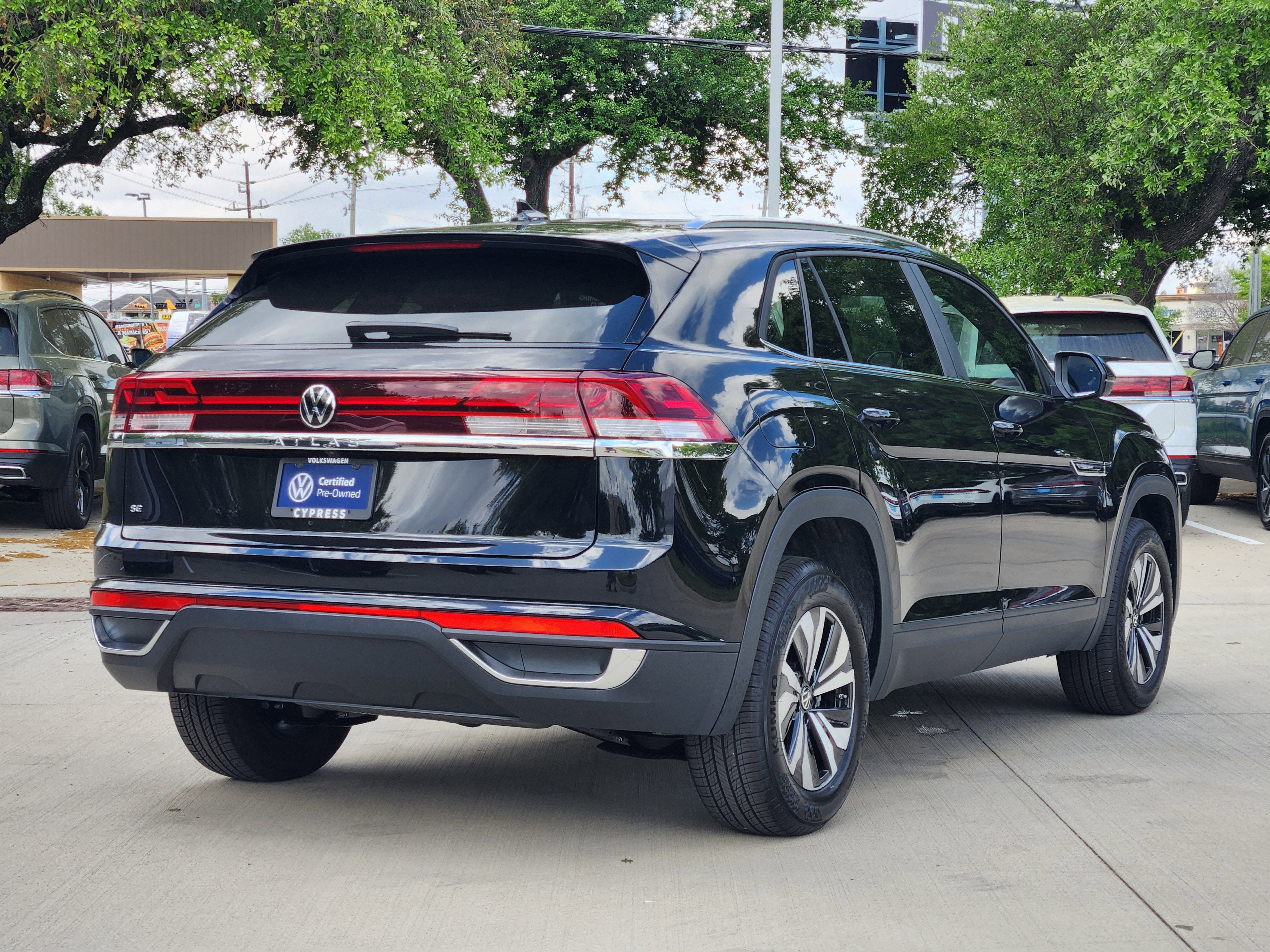 2026 Volkswagen Atlas Cross Sport Base