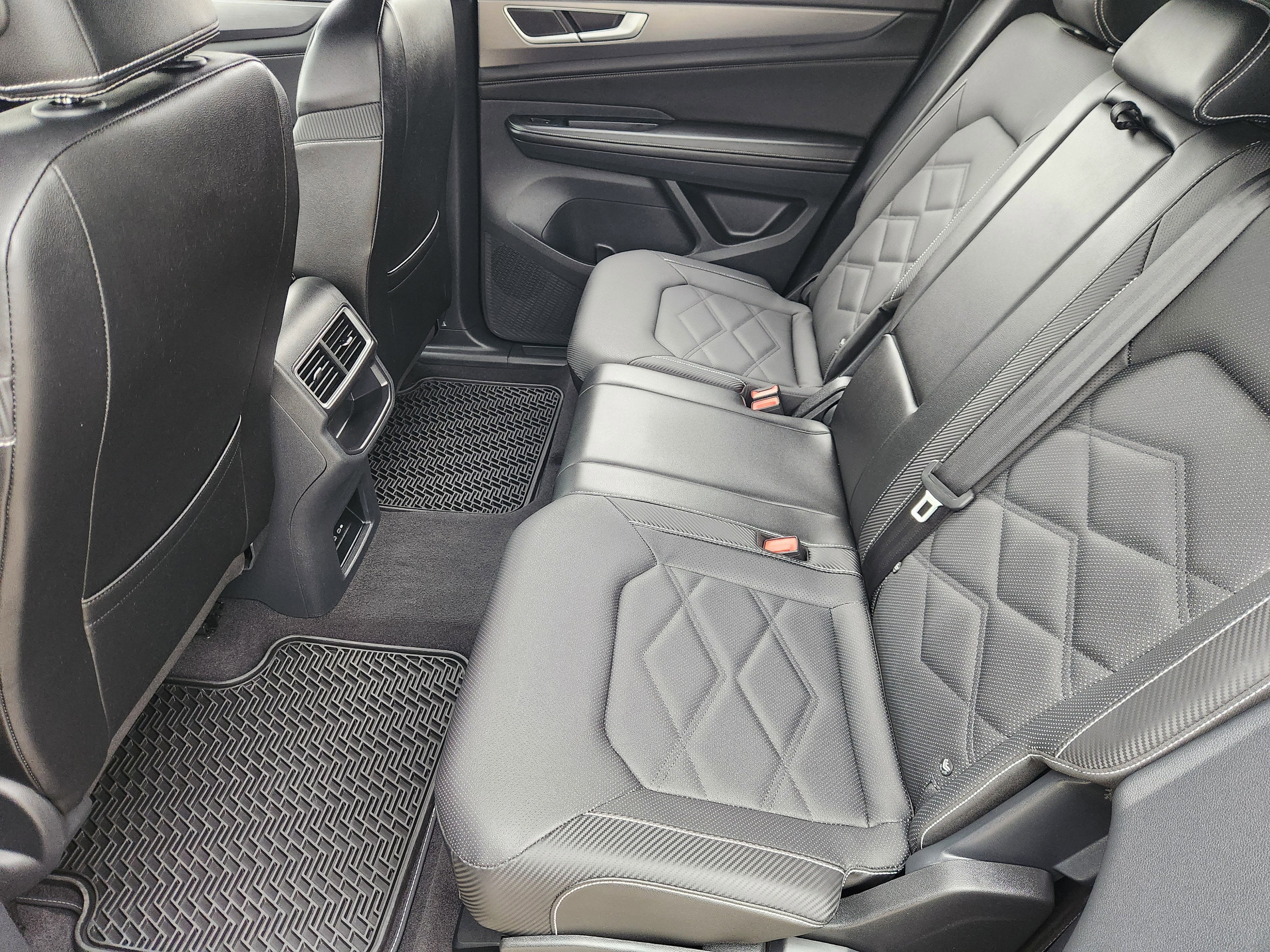 2024 Volkswagen Atlas Cross Sport 2.0T SE