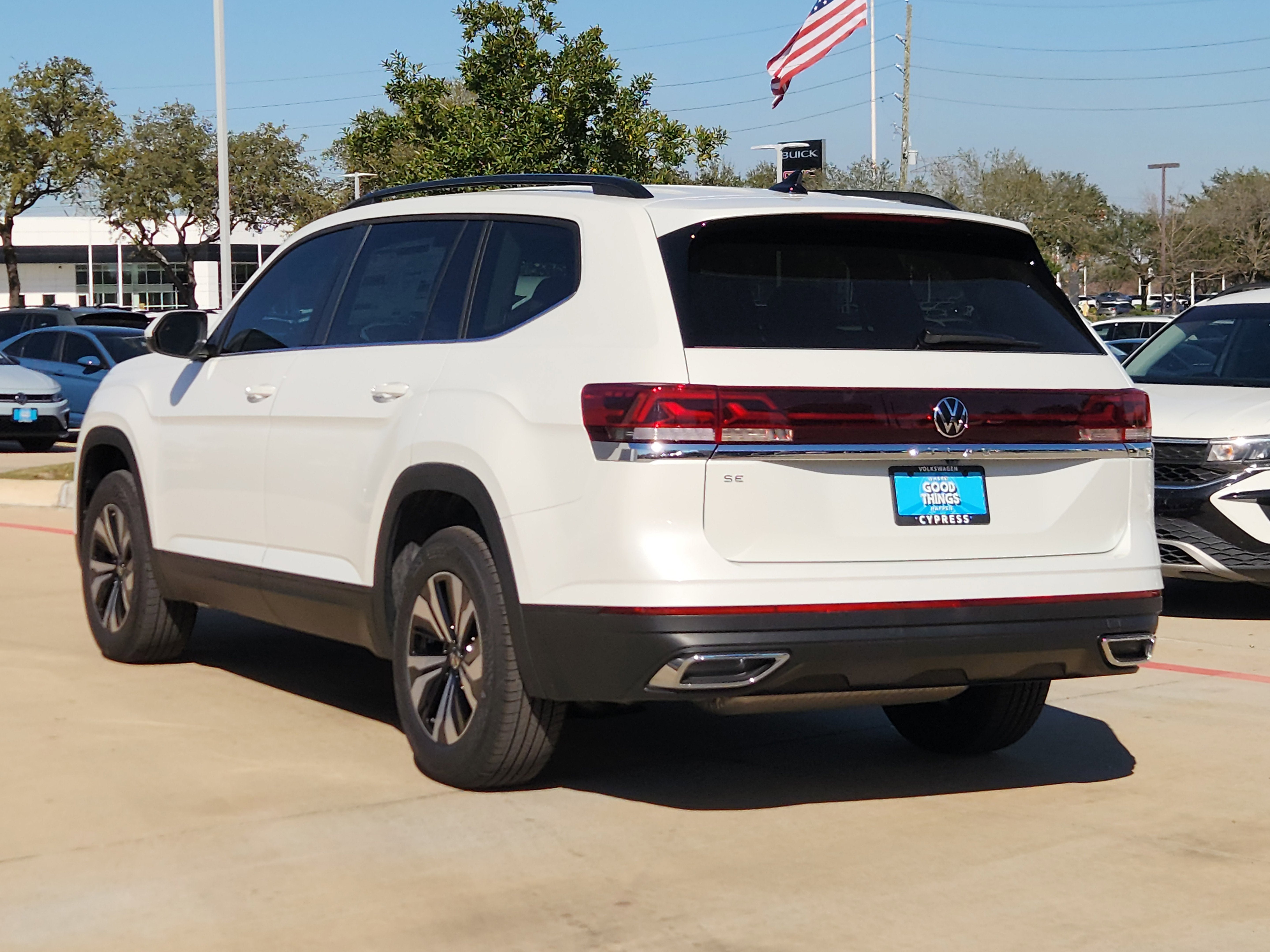 2026 Volkswagen Atlas 2.0T SE