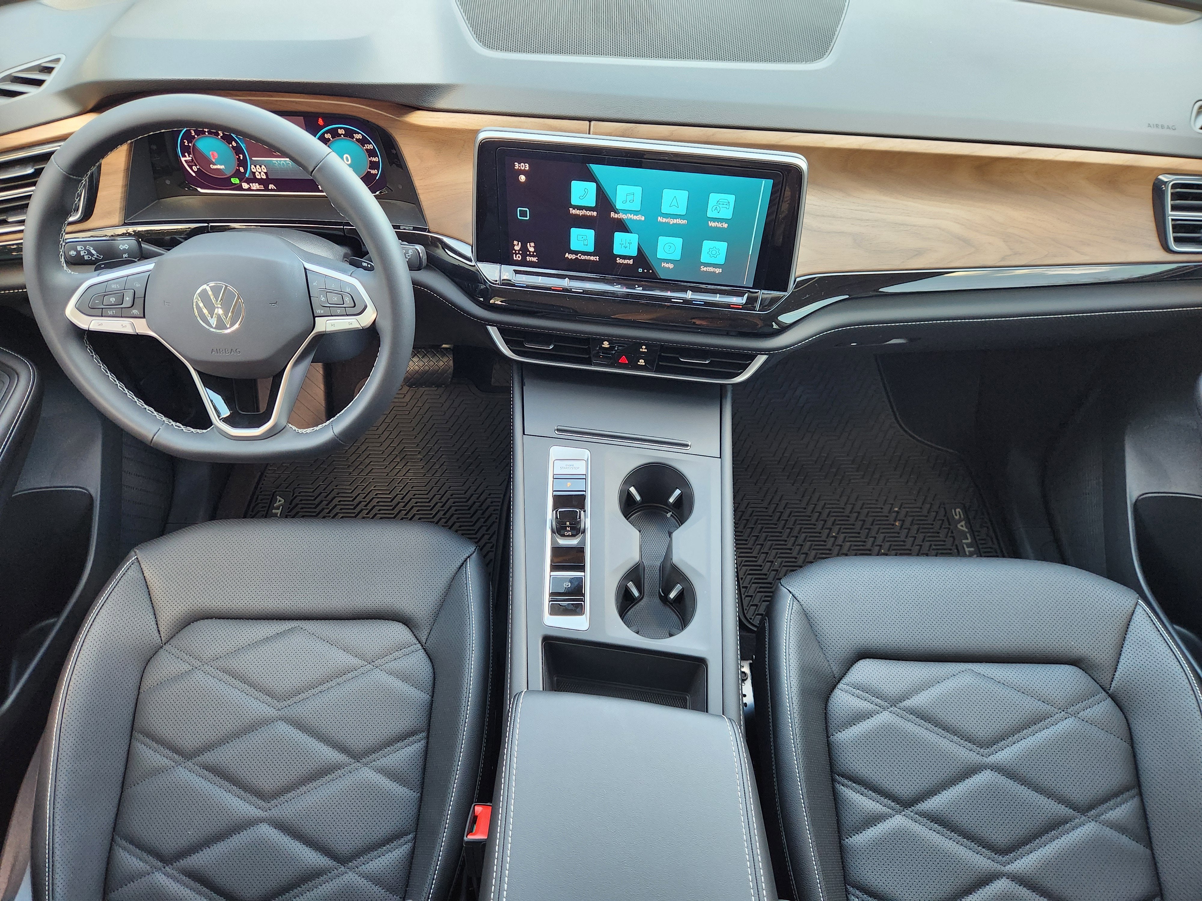 2026 Volkswagen Atlas 2.0T SE