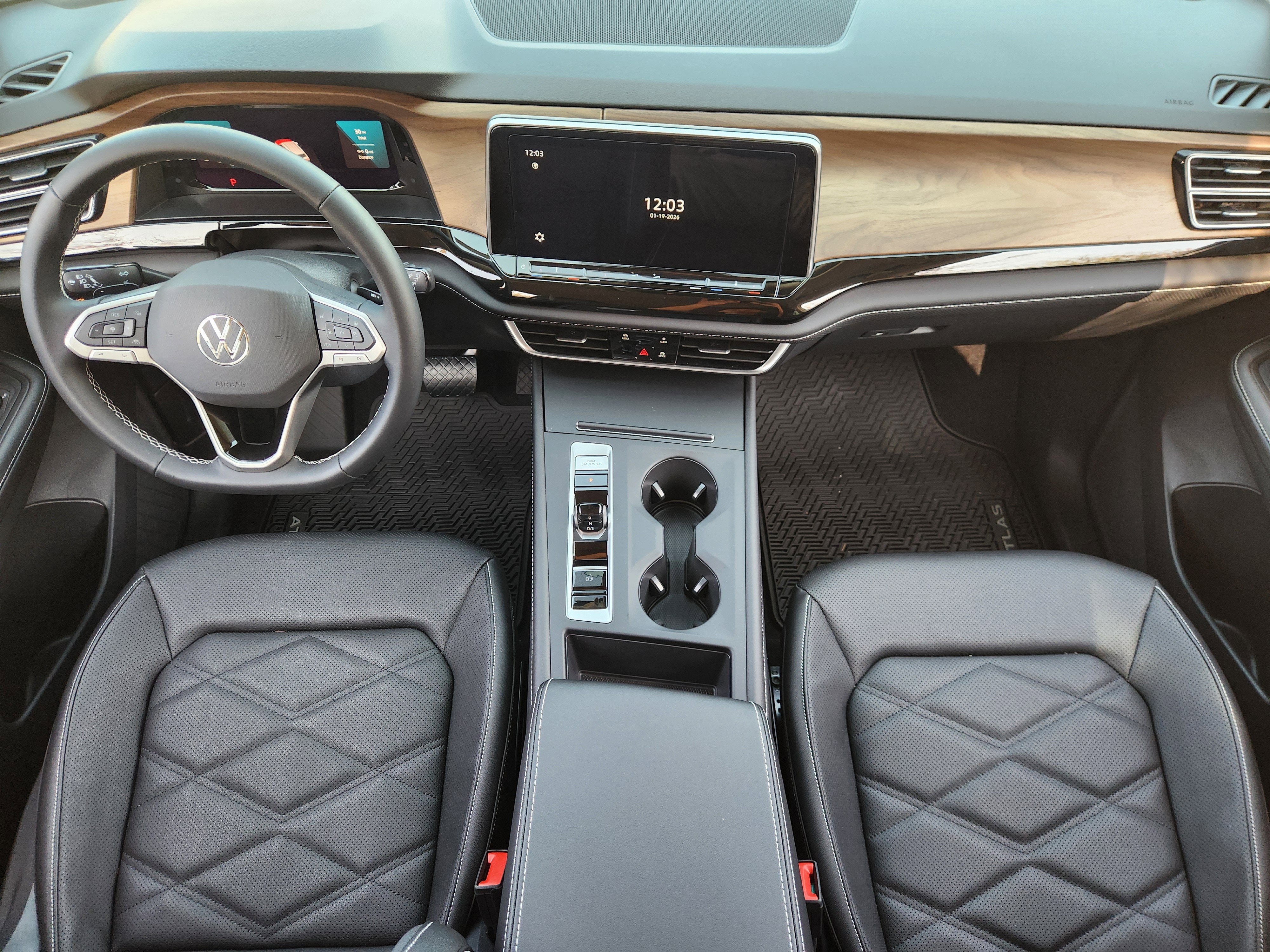 2026 Volkswagen Atlas 2.0T SE