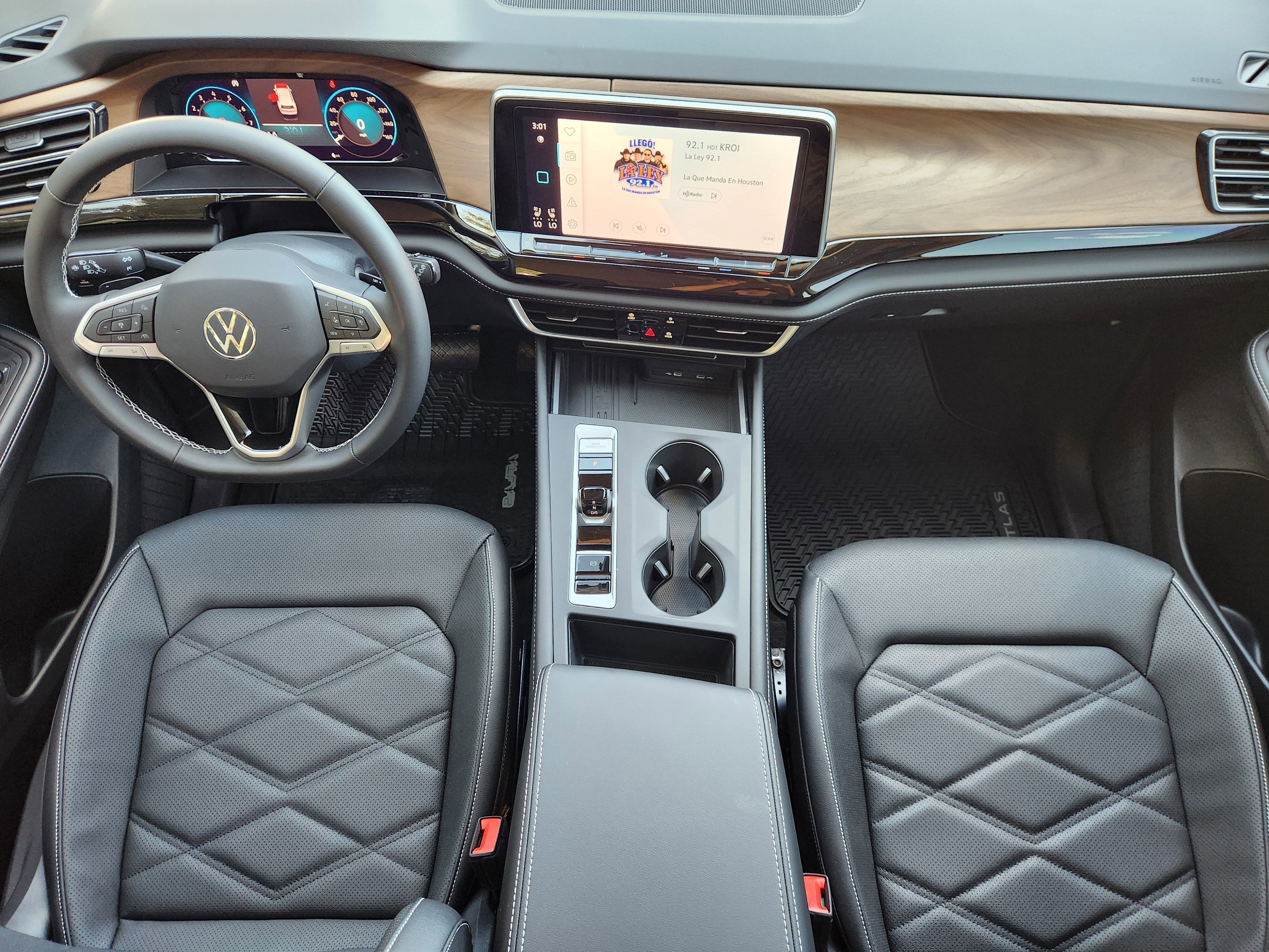 2026 Volkswagen Atlas 2.0T SE