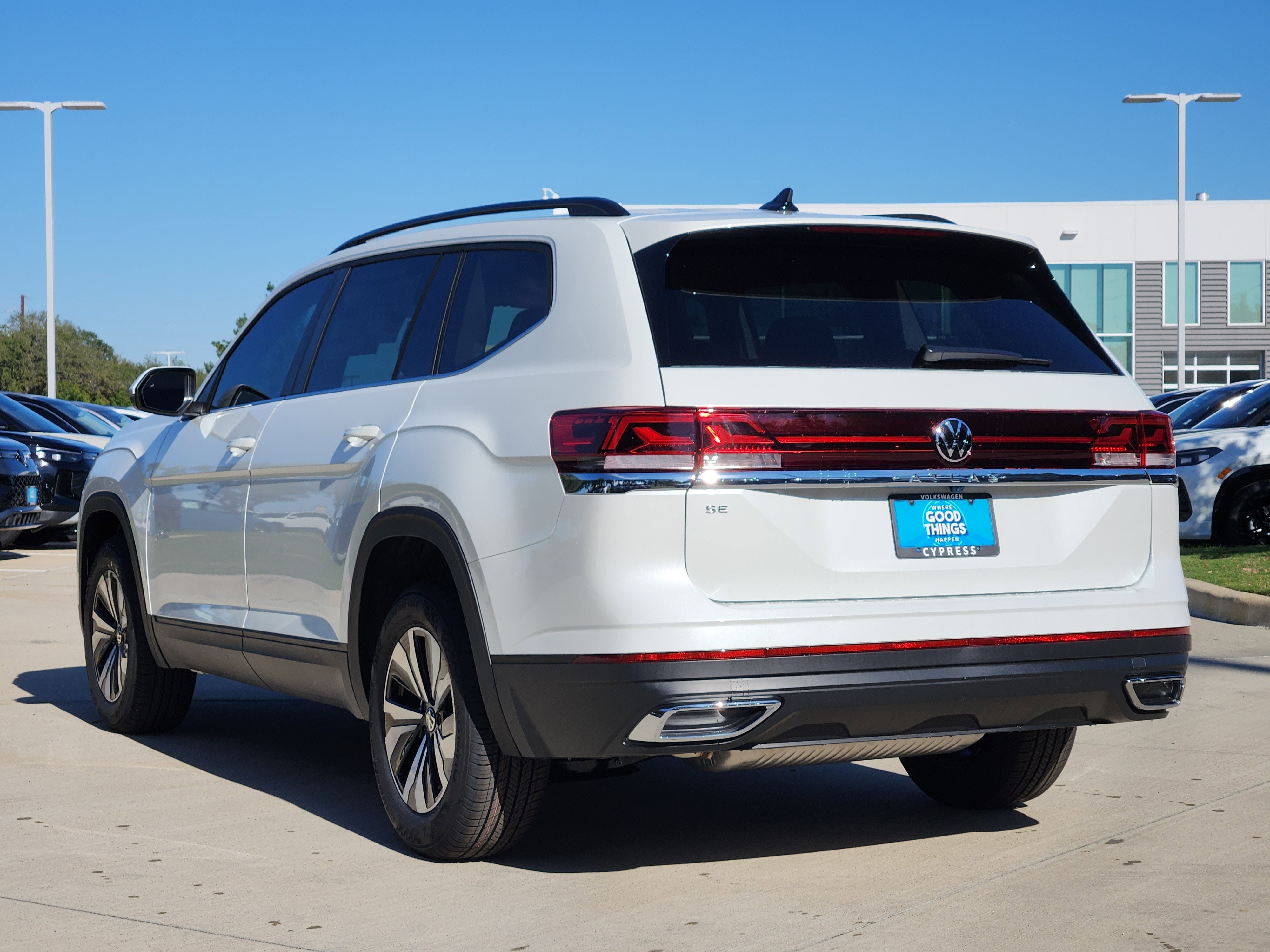 2026 Volkswagen Atlas 2.0T SE