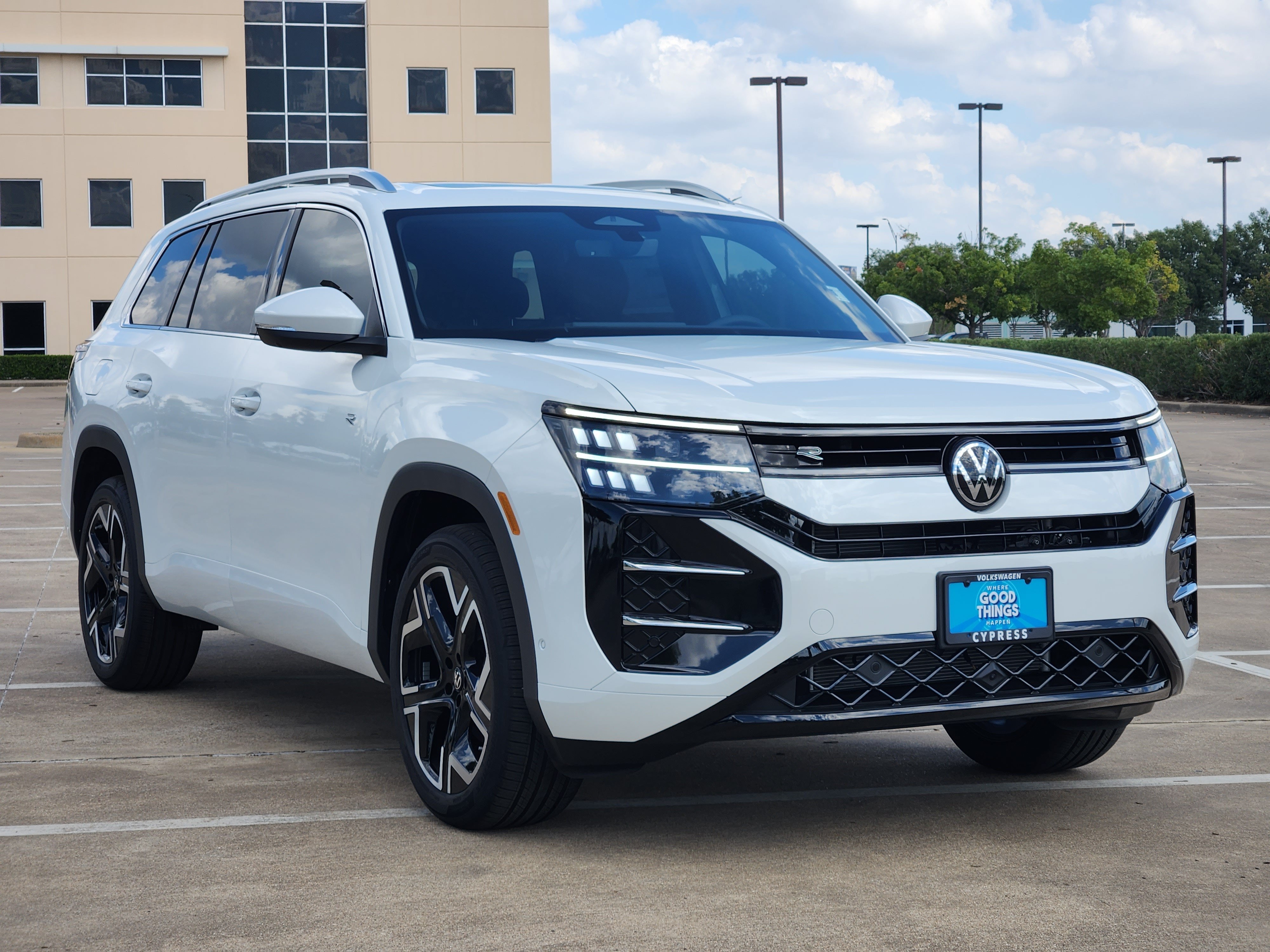 2027 Volkswagen Atlas SEL Premium R-Line