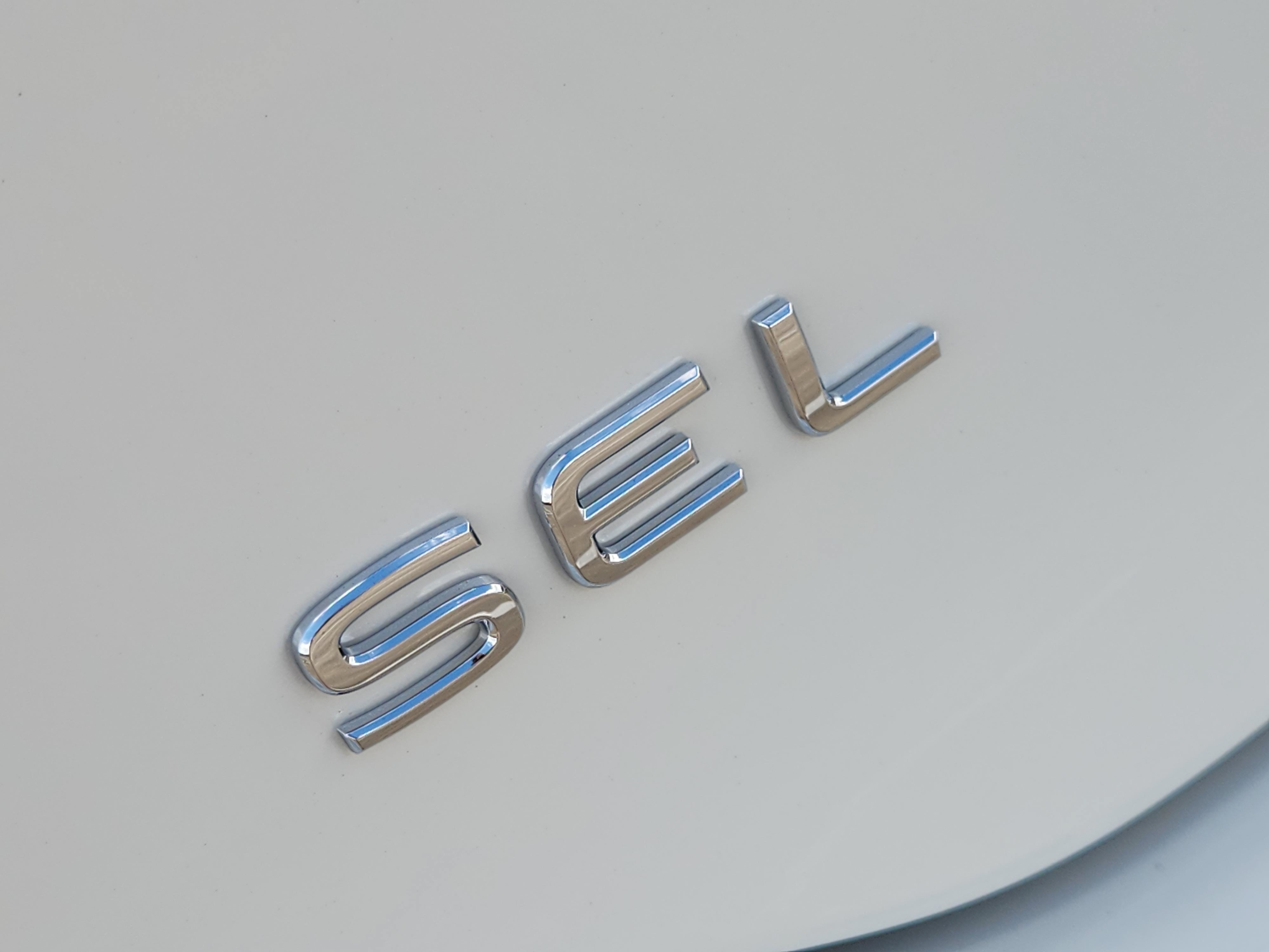 2027 Volkswagen Atlas SEL Premium R-Line