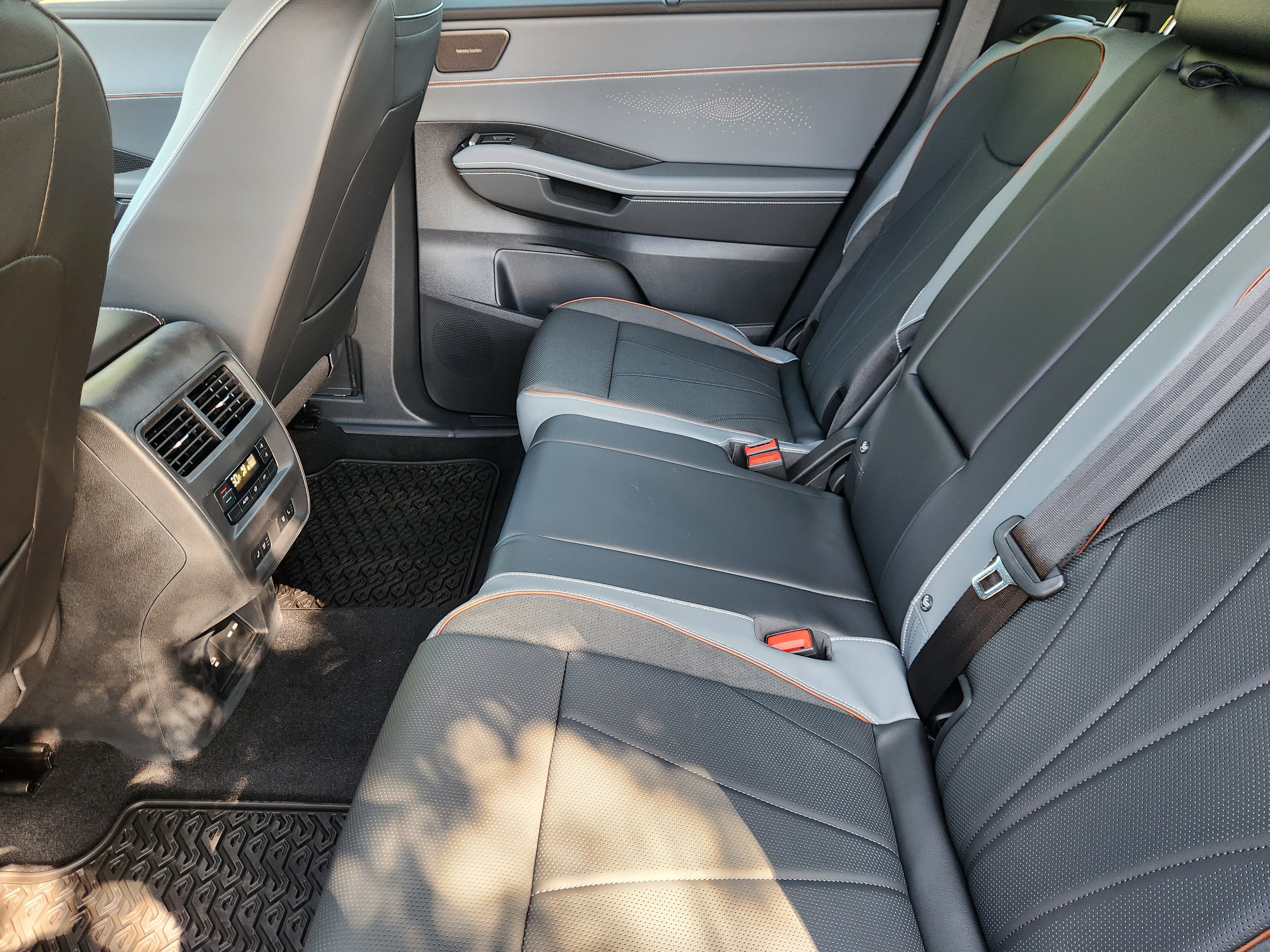 2027 Volkswagen Atlas SEL Premium R-Line