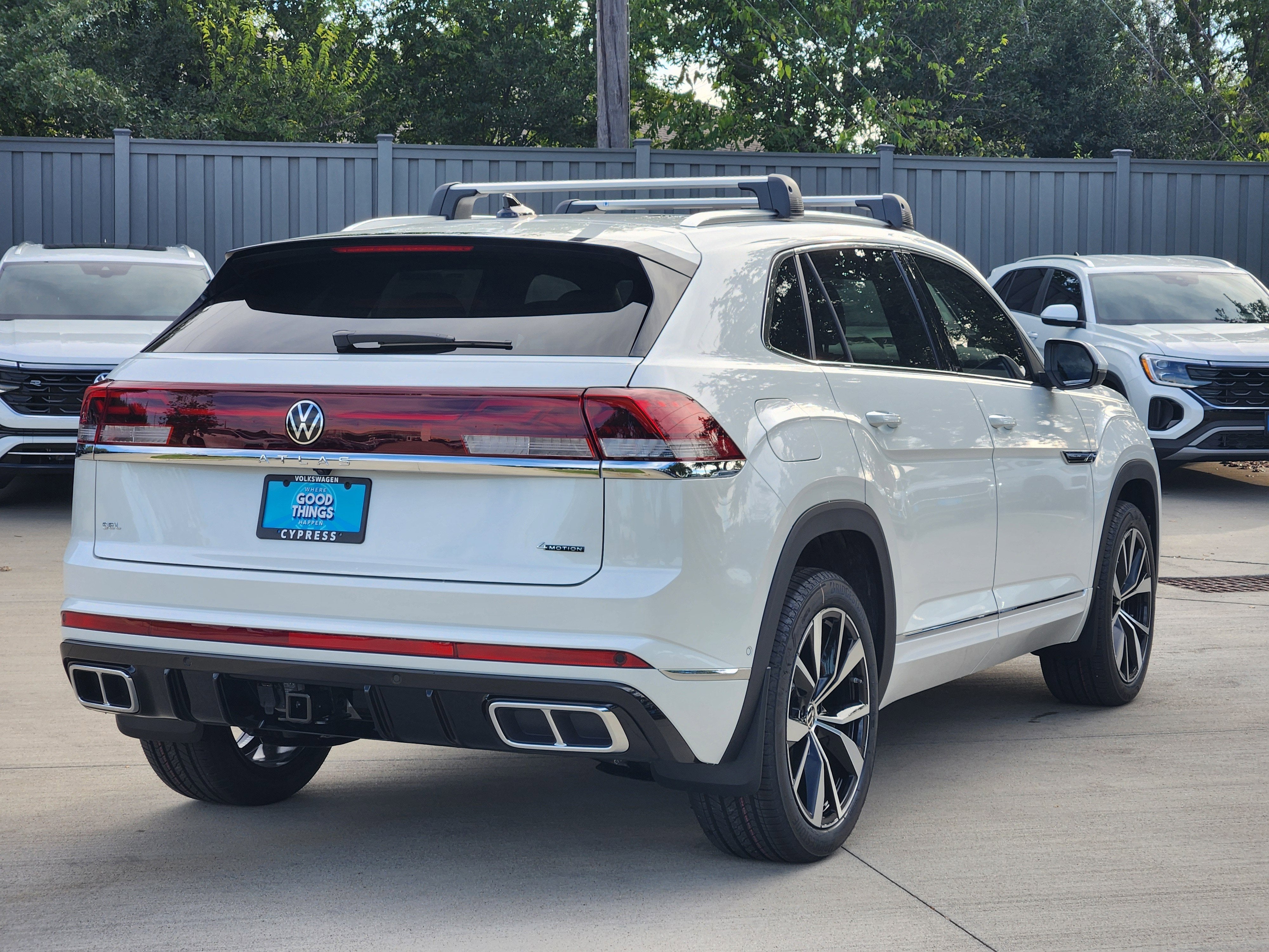 2026 Volkswagen Atlas Cross Sport 2.0T SEL Premium R-Line