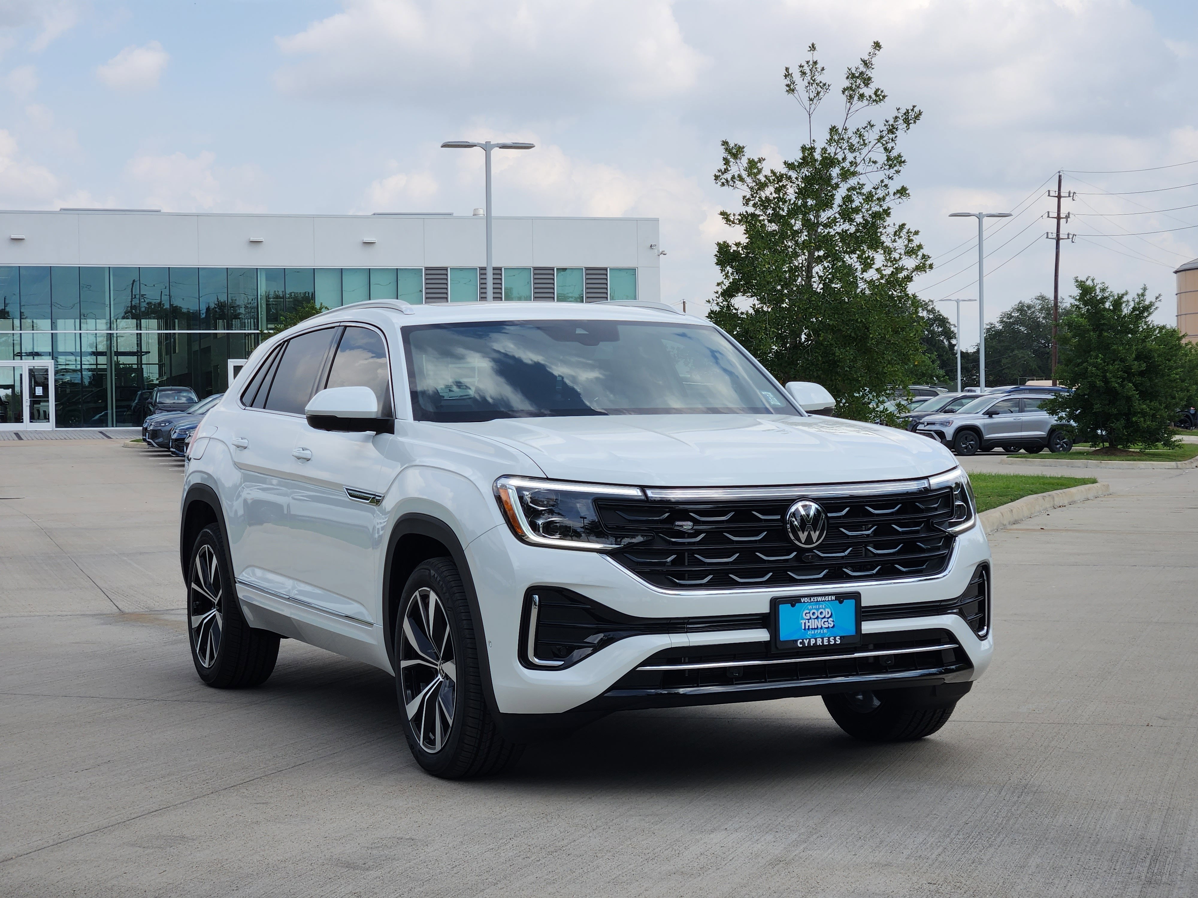 2026 Volkswagen Atlas Cross Sport 2.0T SEL Premium R-Line