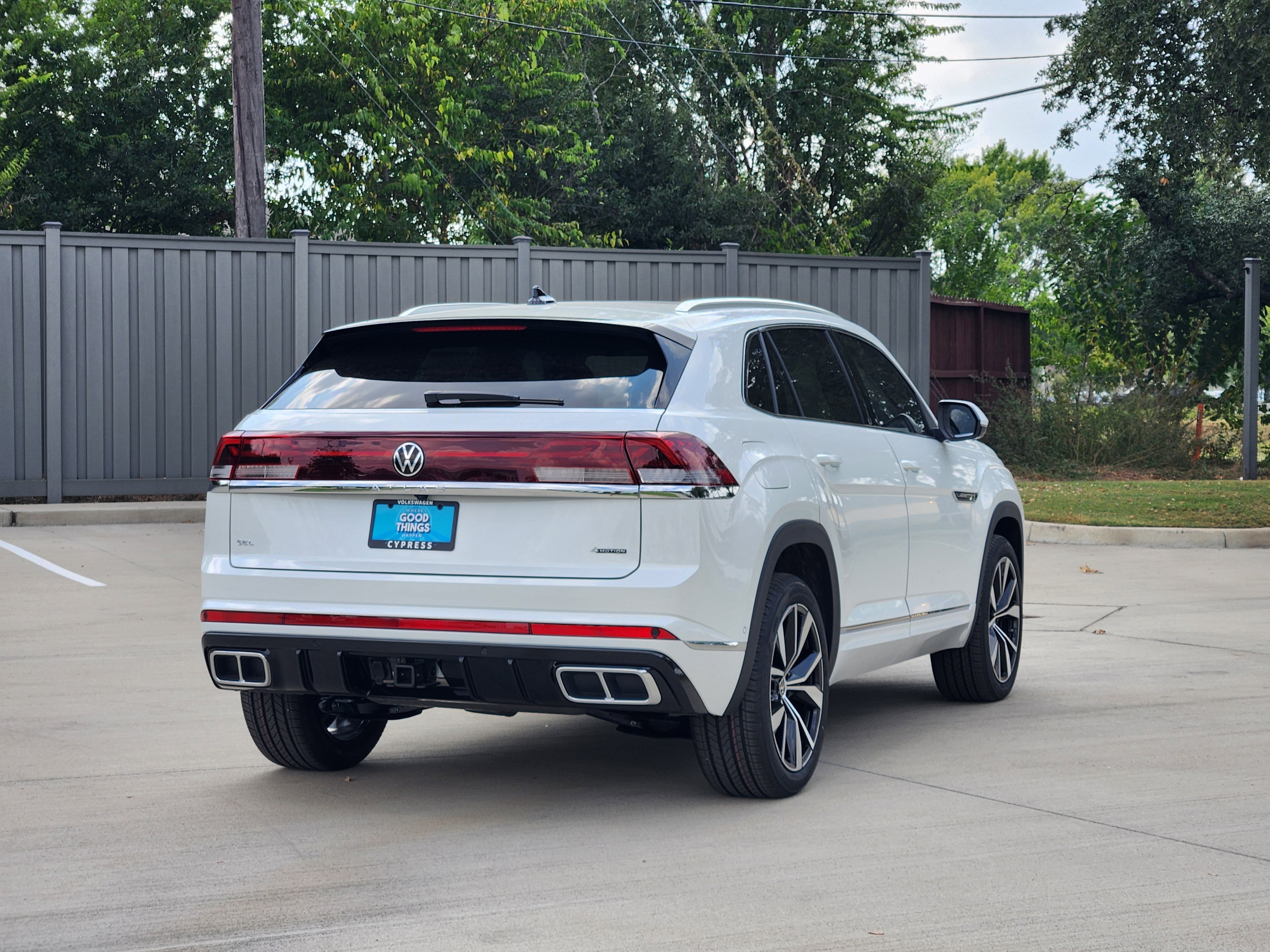 2026 Volkswagen Atlas Cross Sport 2.0T SEL Premium R-Line