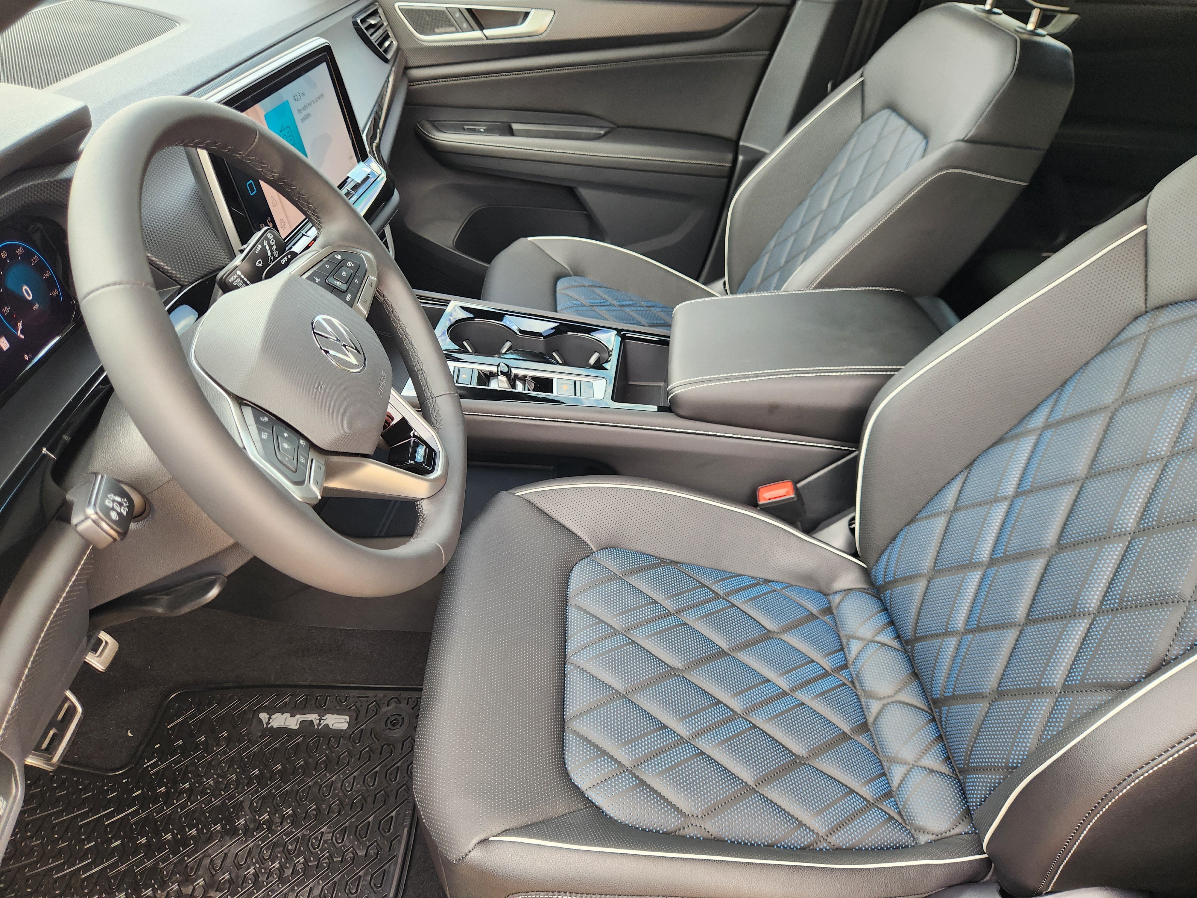 2026 Volkswagen Atlas Cross Sport 2.0T SEL Premium R-Line