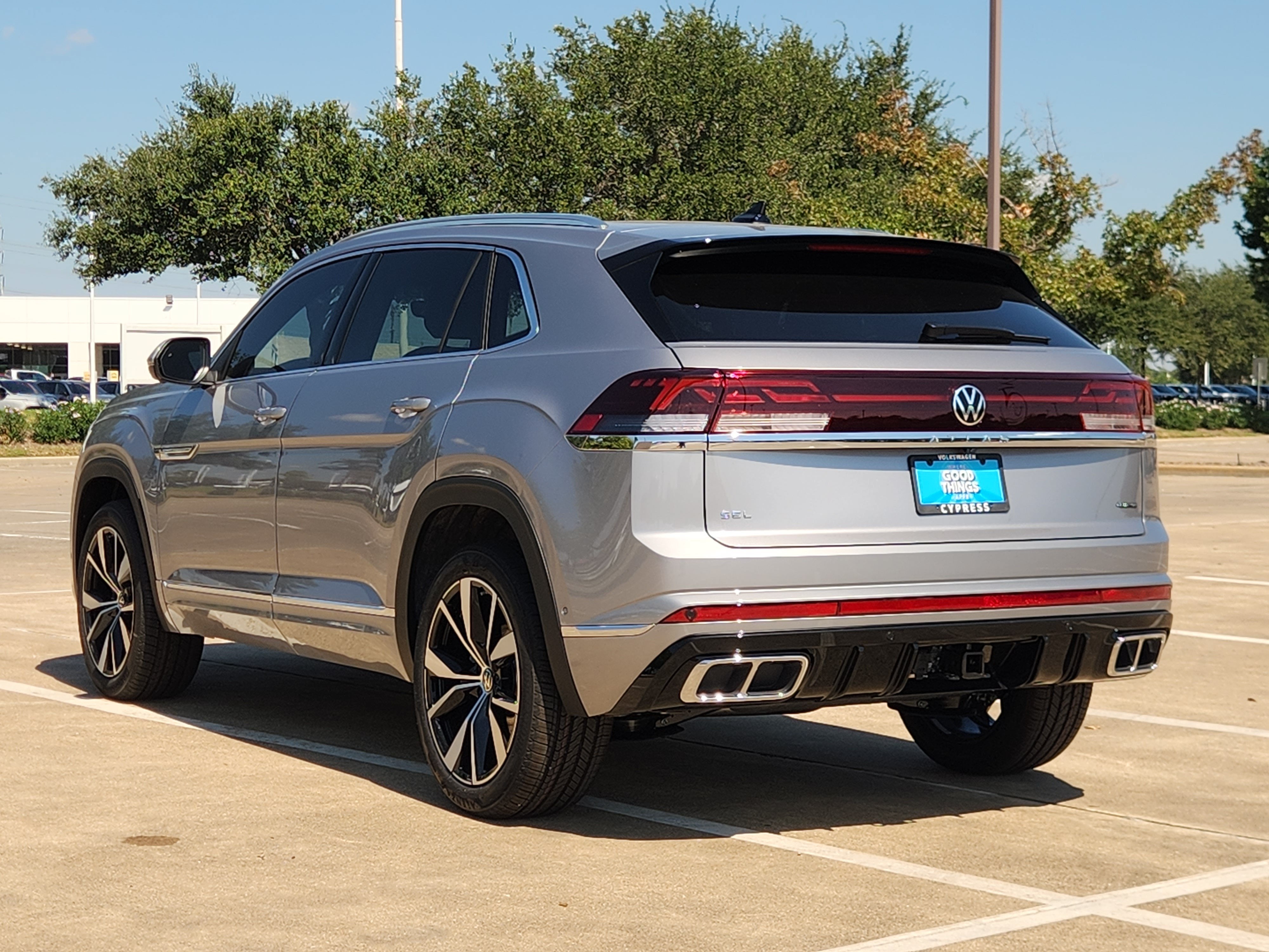 2026 Volkswagen Atlas Cross Sport 2.0T SEL Premium R-Line