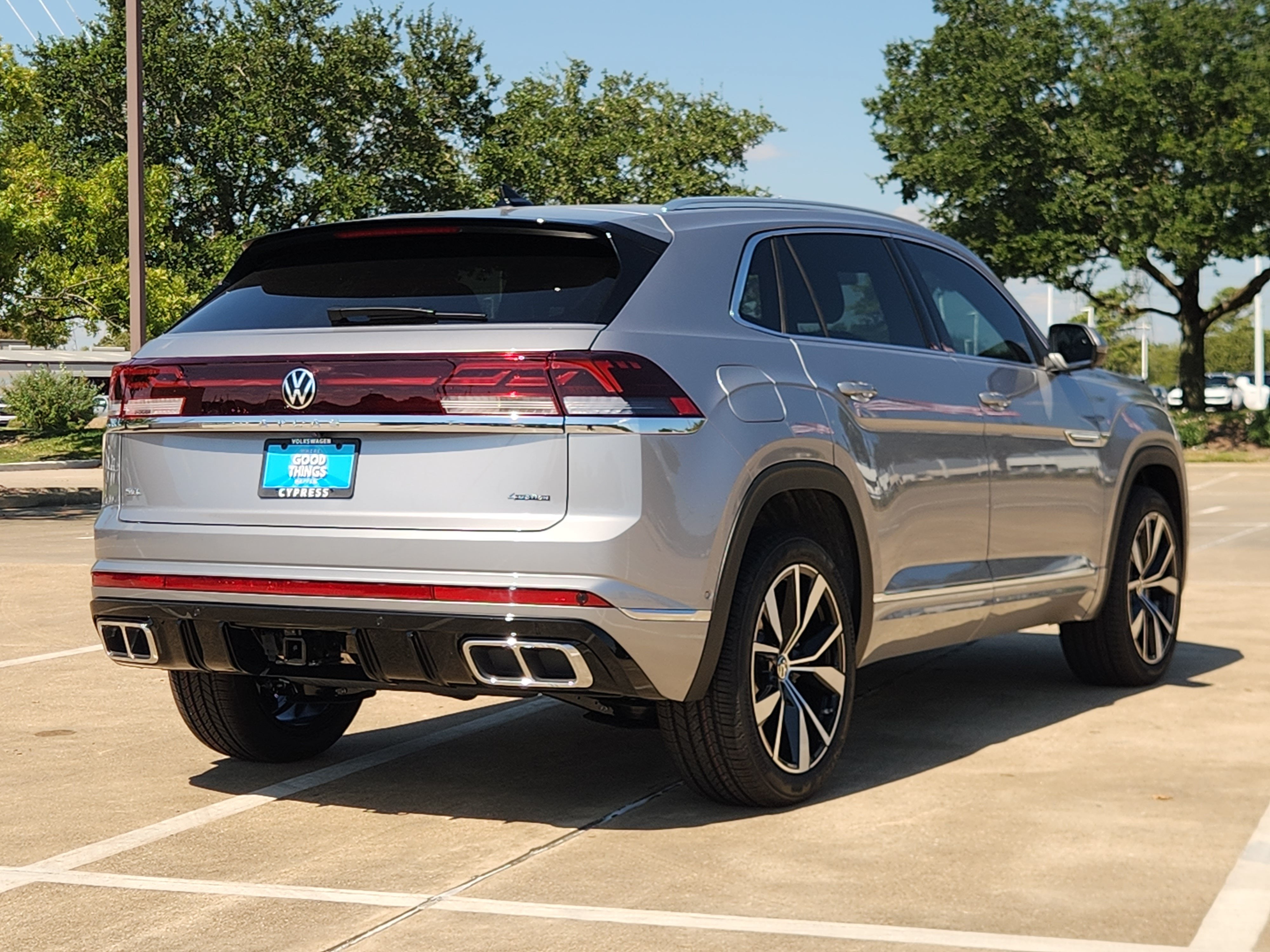2026 Volkswagen Atlas Cross Sport 2.0T SEL Premium R-Line